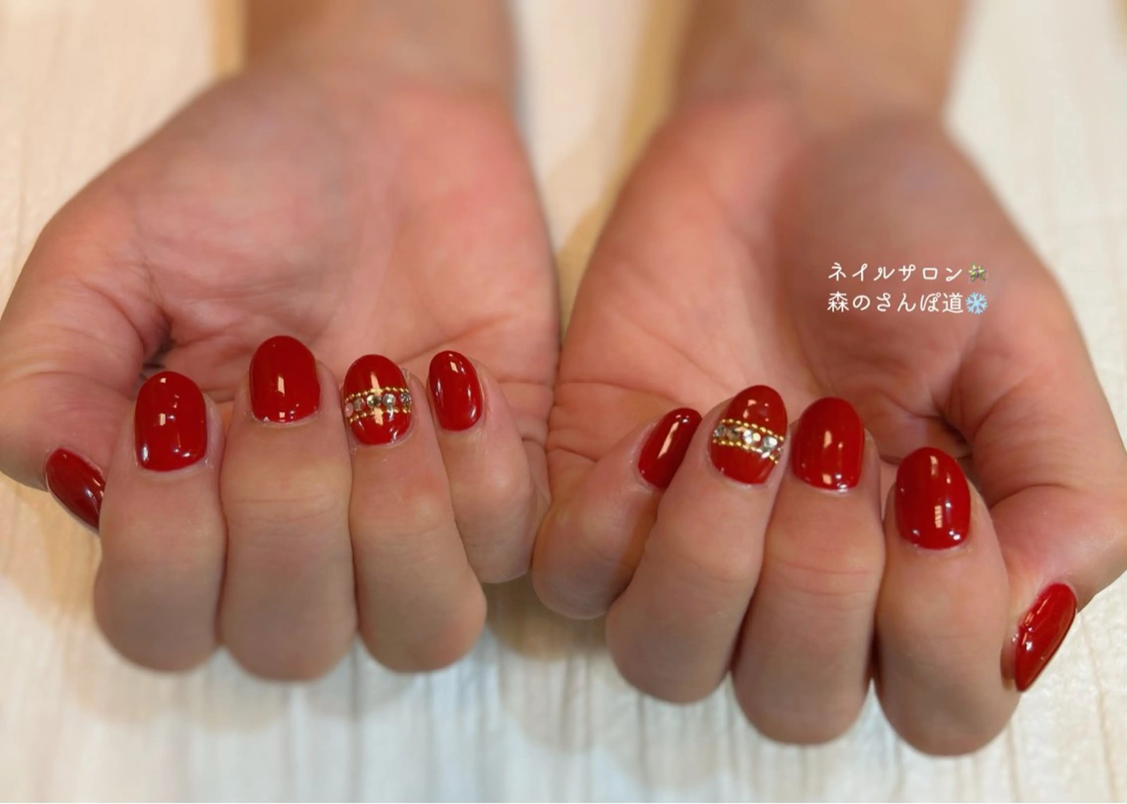 ネイル ショートネイル 森のさんぽ道のネイルデザイン