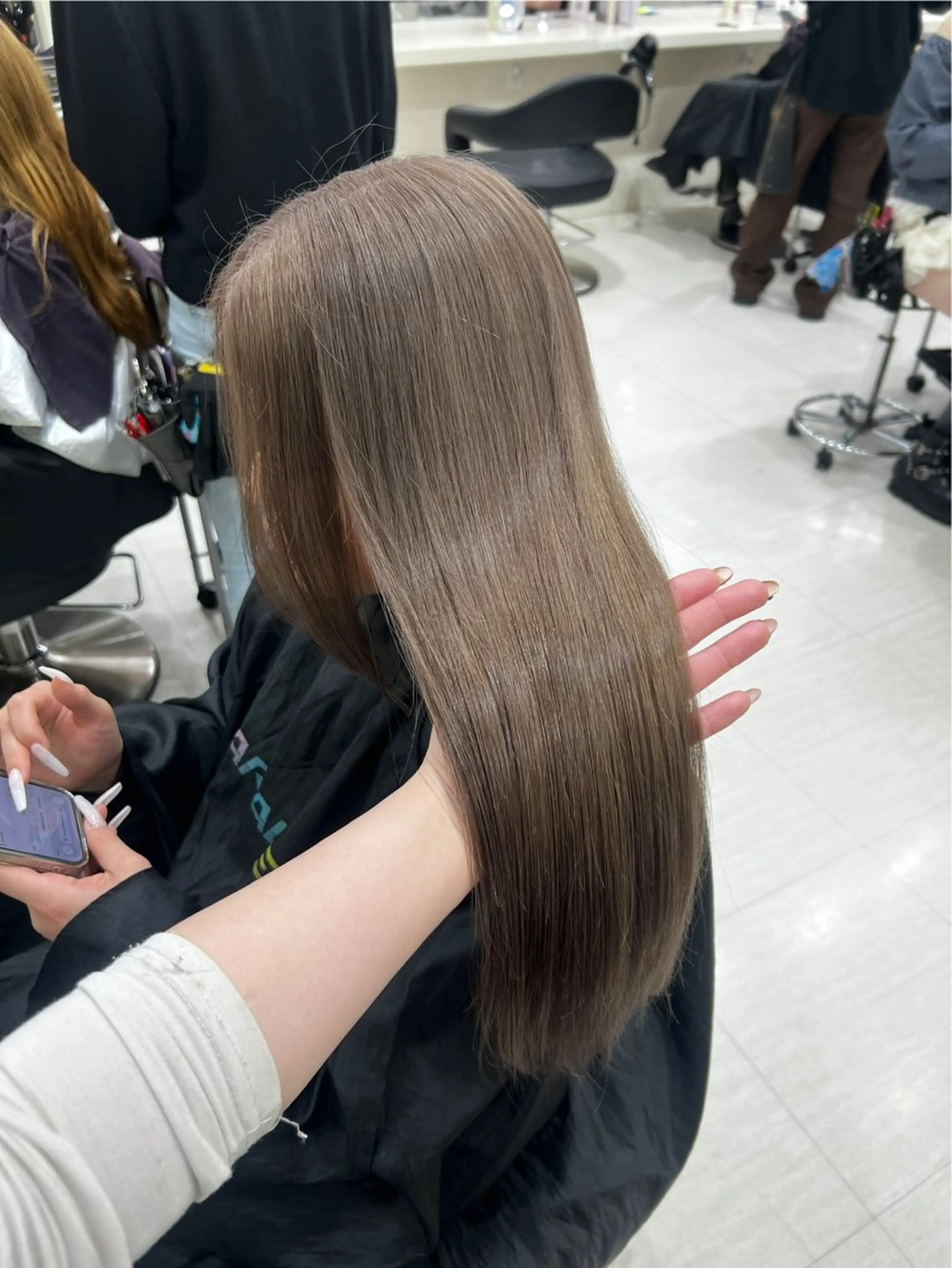 ロング カラー ヘアアレンジ ヘアカラー 韓国レイヤー&ピンク 艶髪🩶maikoのヘアスタイル