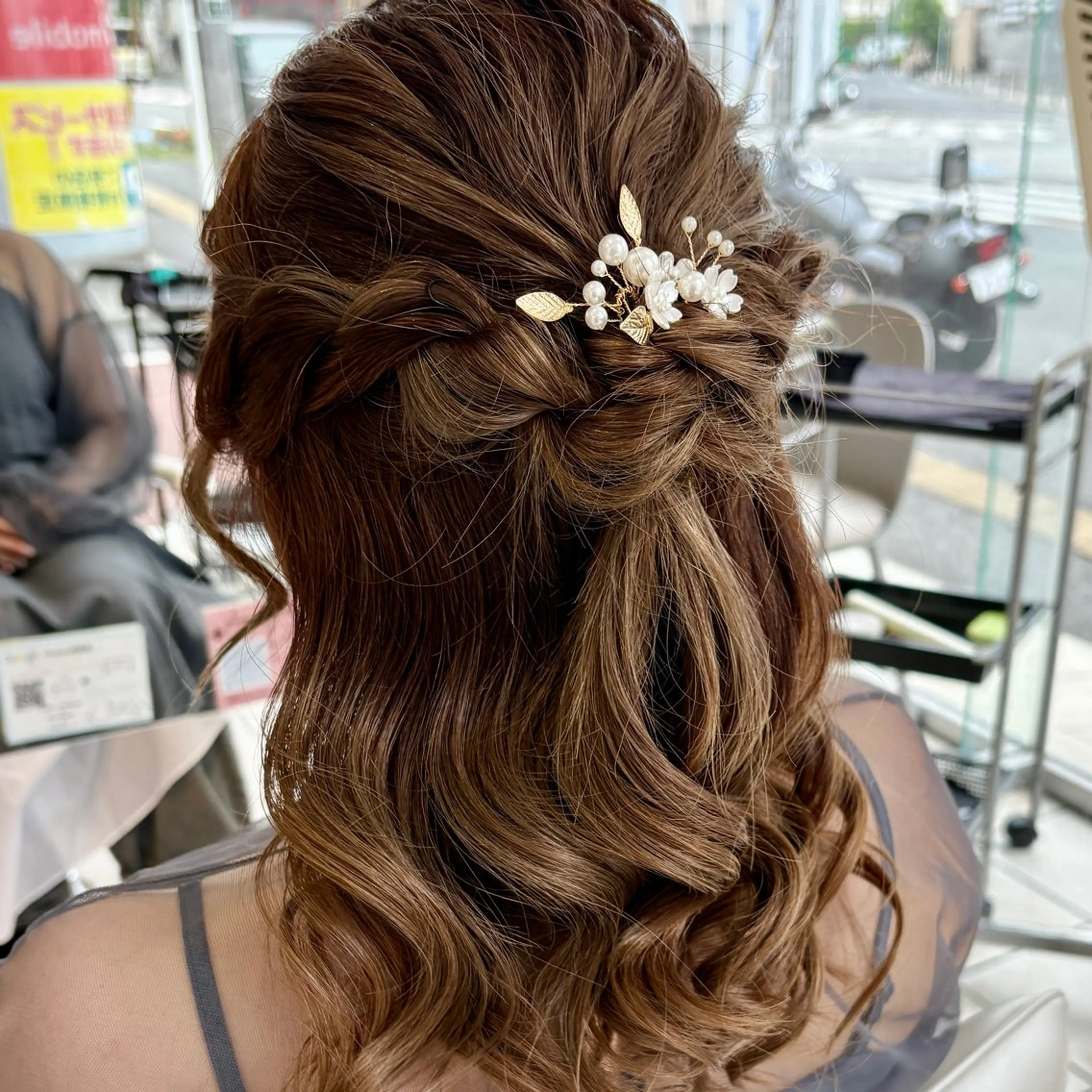 セミロング ヘアアレンジ ヘアセット ブリーチ/ヘアセット 【𝙍𝙞𝙣𝙤】のヘアスタイル