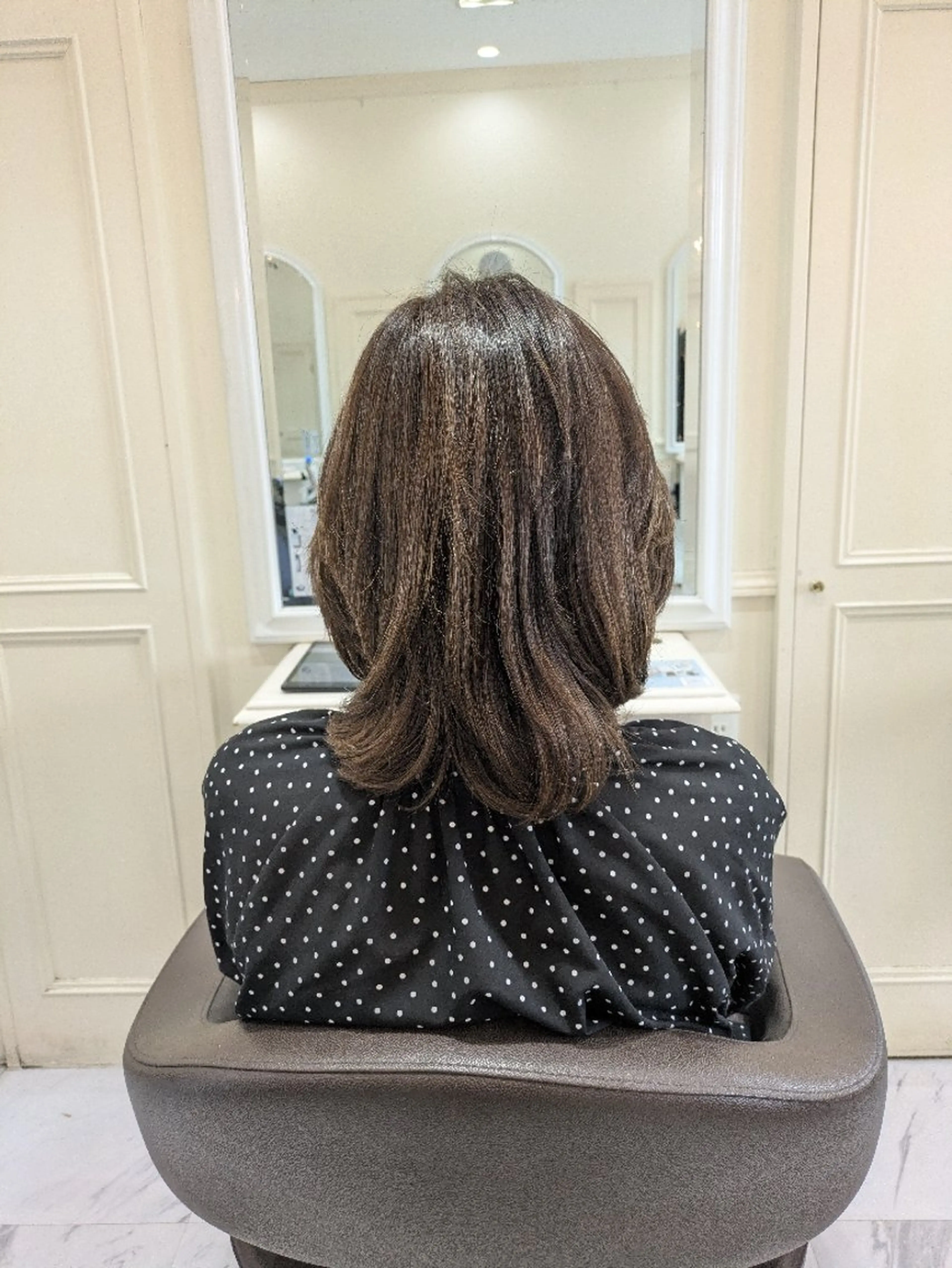 ミディアム Salon de with根本博史のヘアスタイル