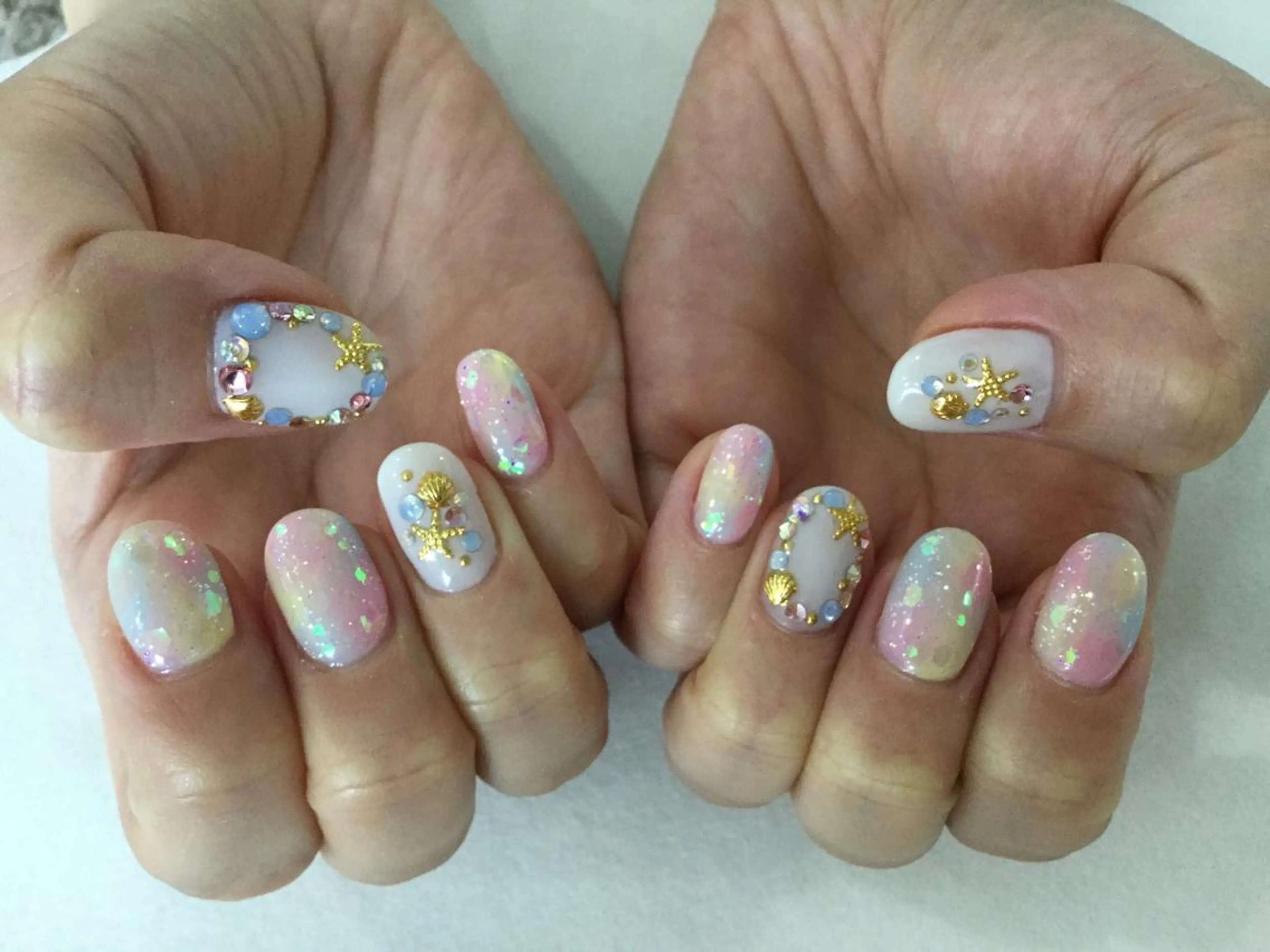 ネイル 💎🐰 saki. m 🐰💎のネイルデザイン