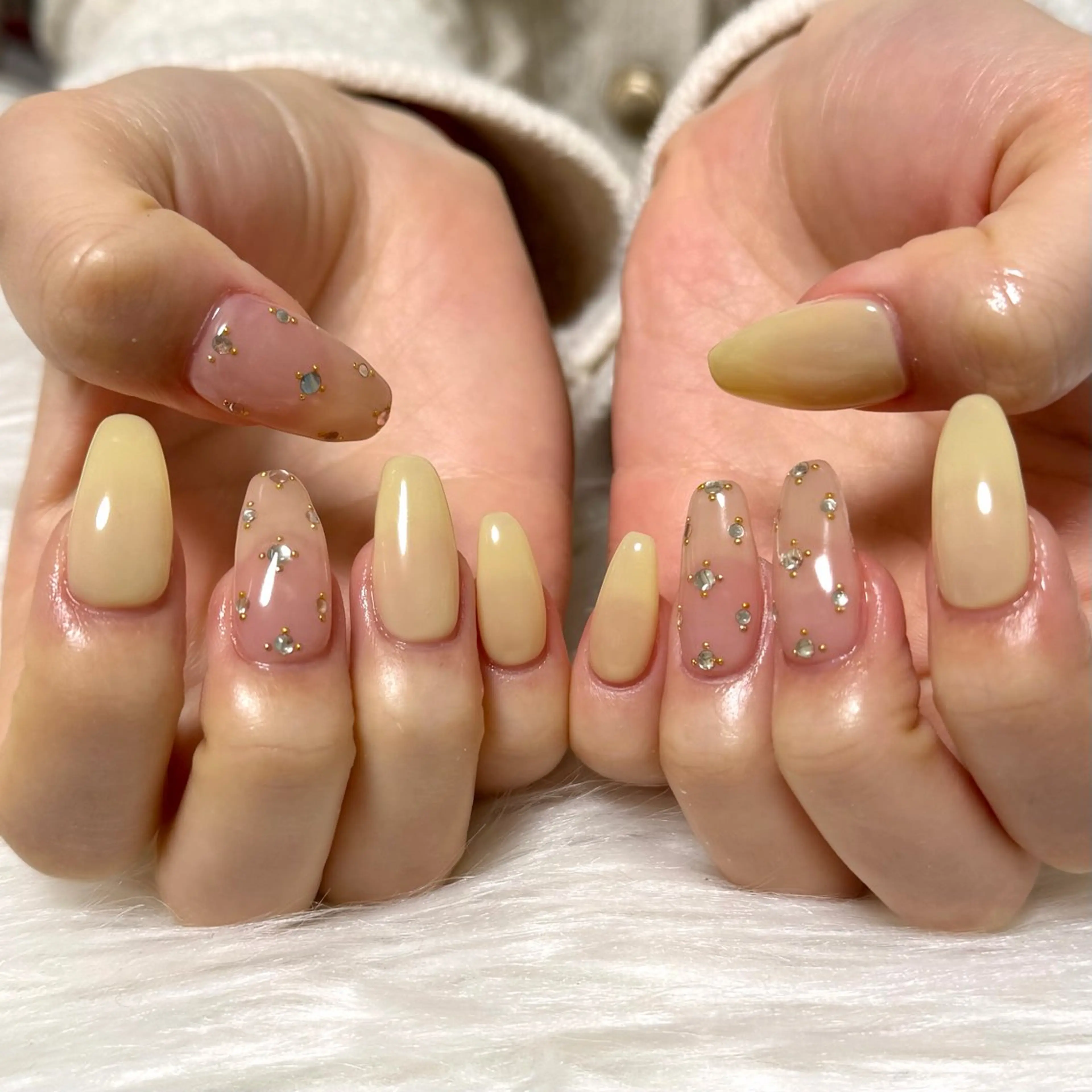 ネイル ロングネイル 黄色 アスピーネイル asukaのネイルデザイン