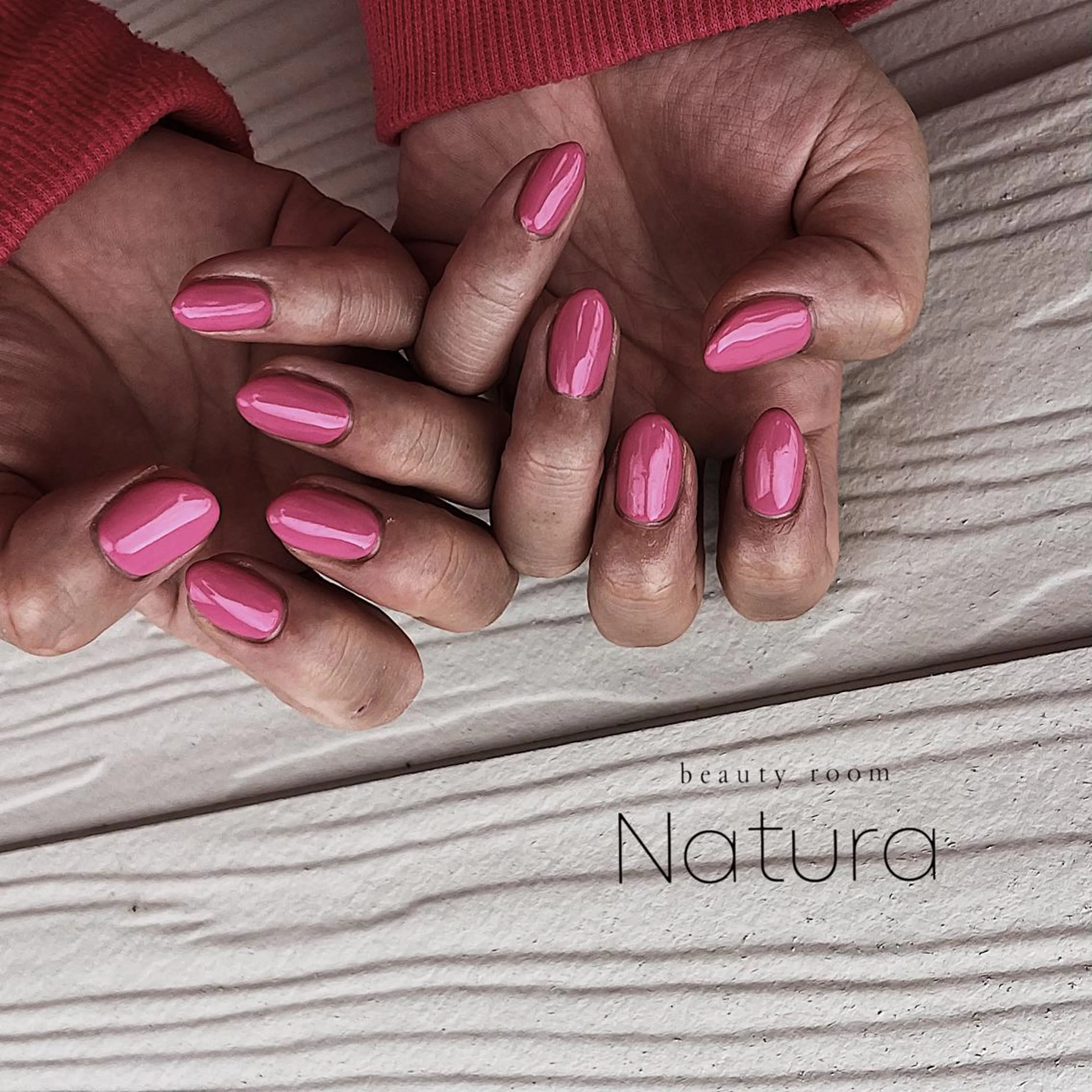 ネイル マツエク・マツパ アイブロウ ハンドネイル beautyroom Naturaのネイルデザイン