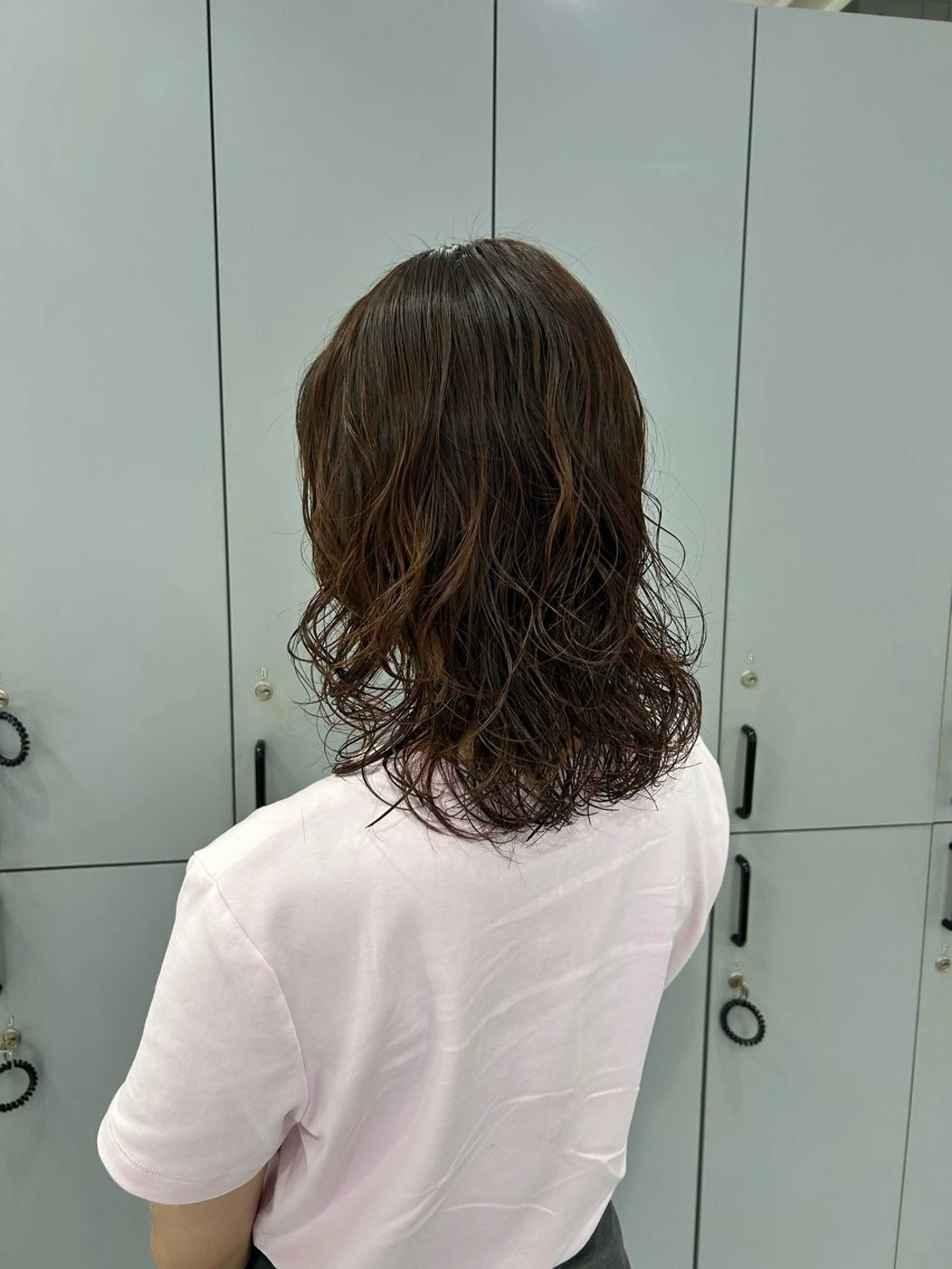 ミディアム カット パーマ hana _のヘアスタイル