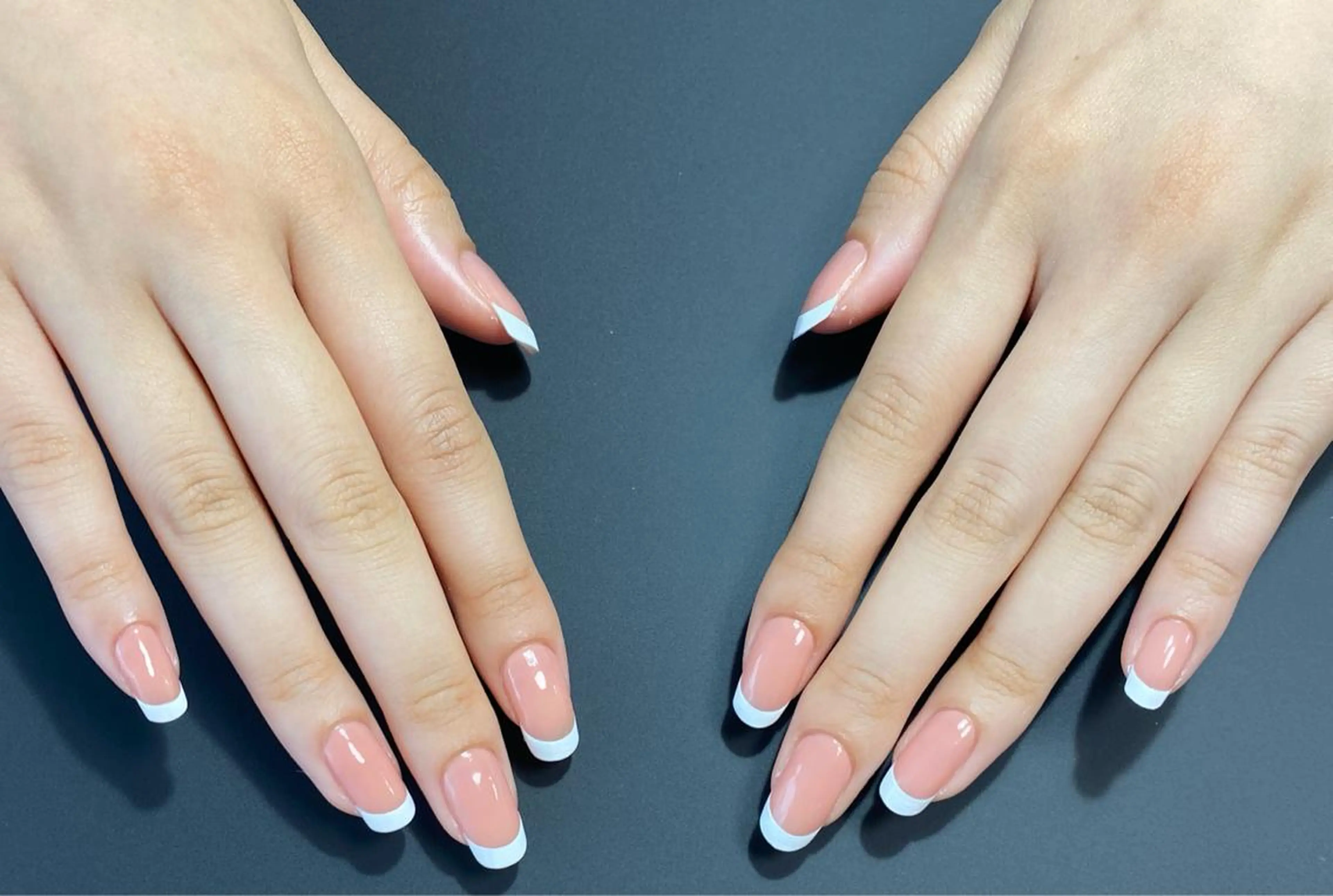 ネイル フレンチネイル N. AIのネイルデザイン