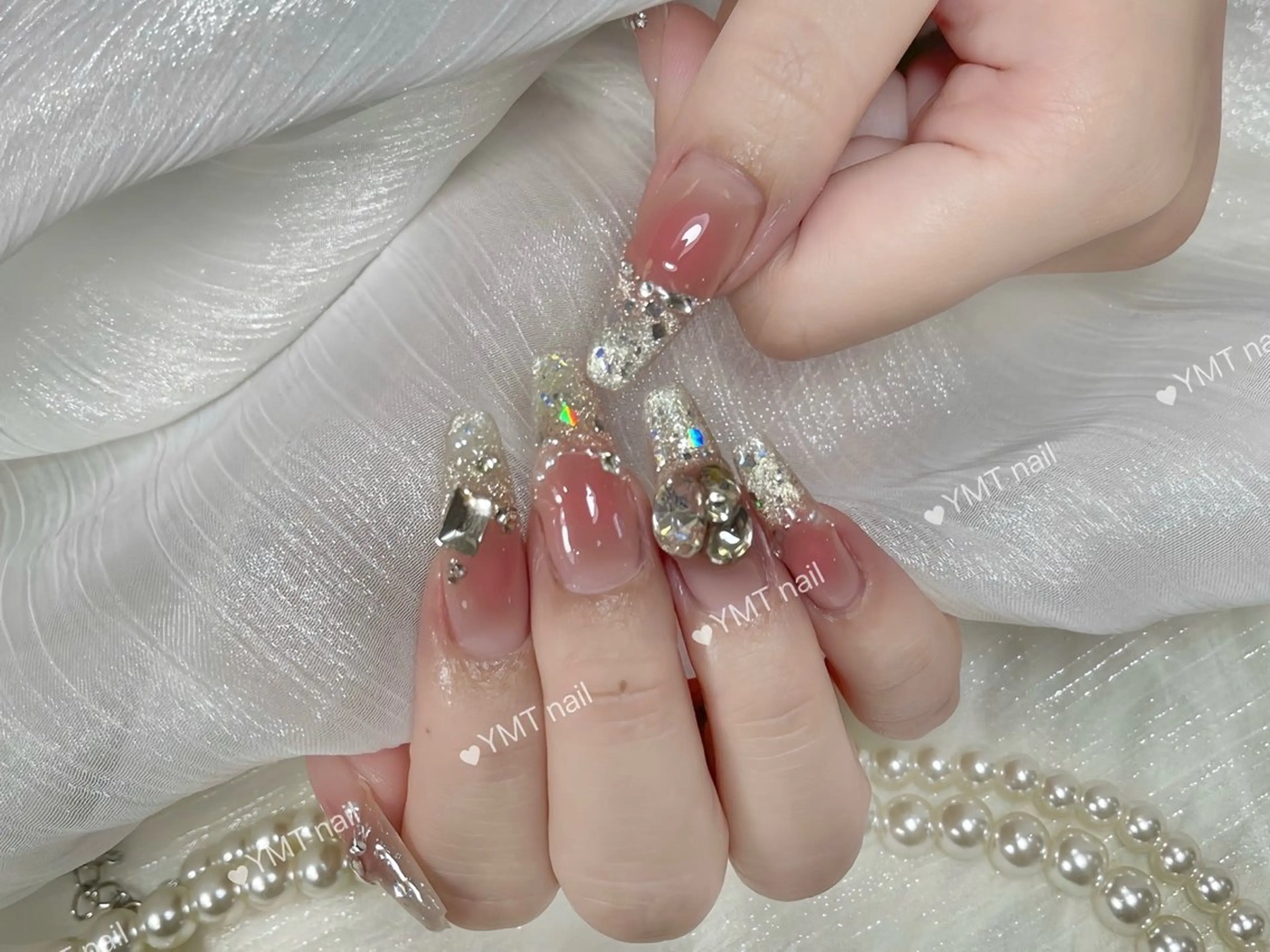 ネイル 長さ出し フットネイル ジェルネイル 韓国ネイル マグネットネイル ハンドネイル YMT NailStudioのネイルデザイン