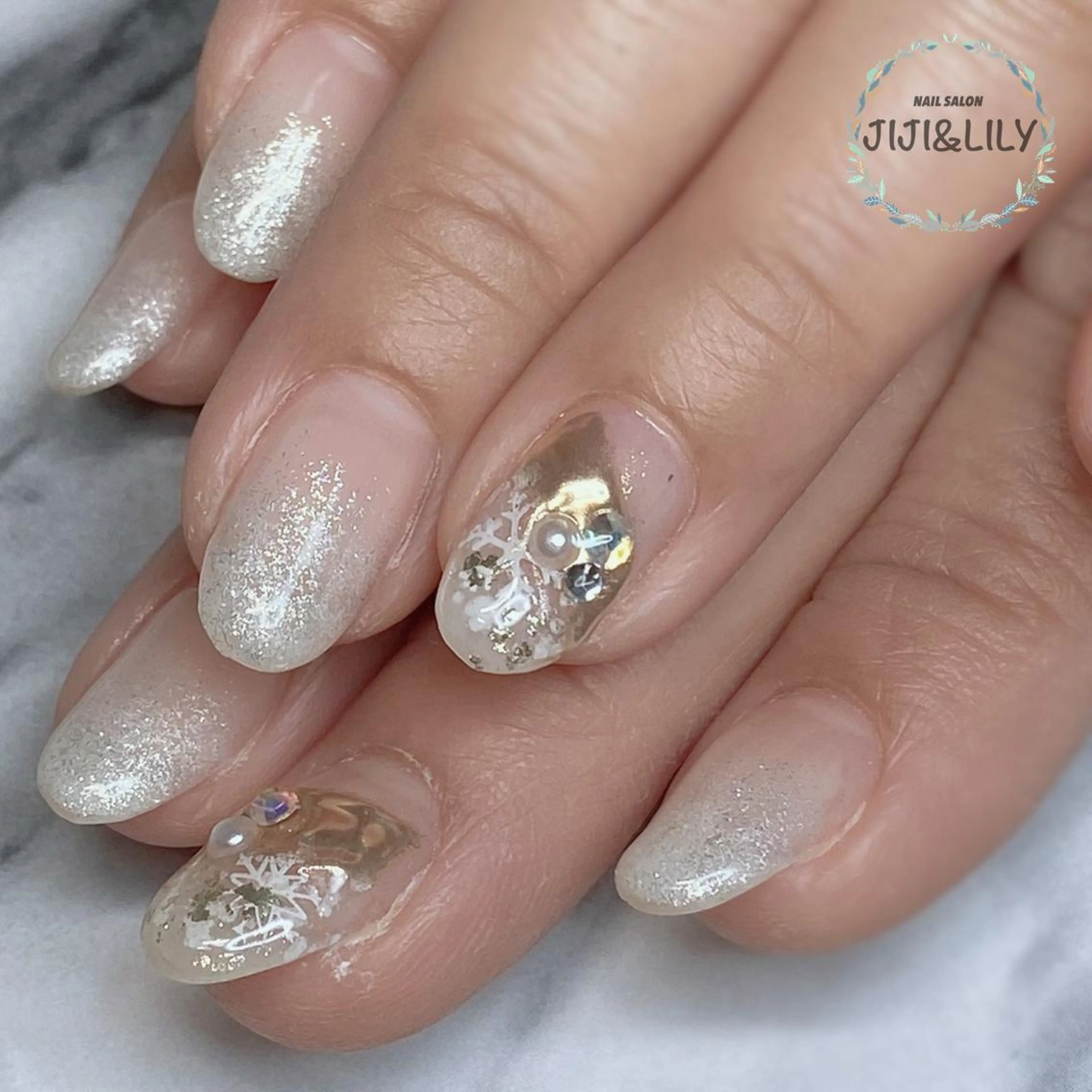 ネイル ラメ(グリッター) ラメグラデーション ホワイト 豊田 圭子のネイルデザイン