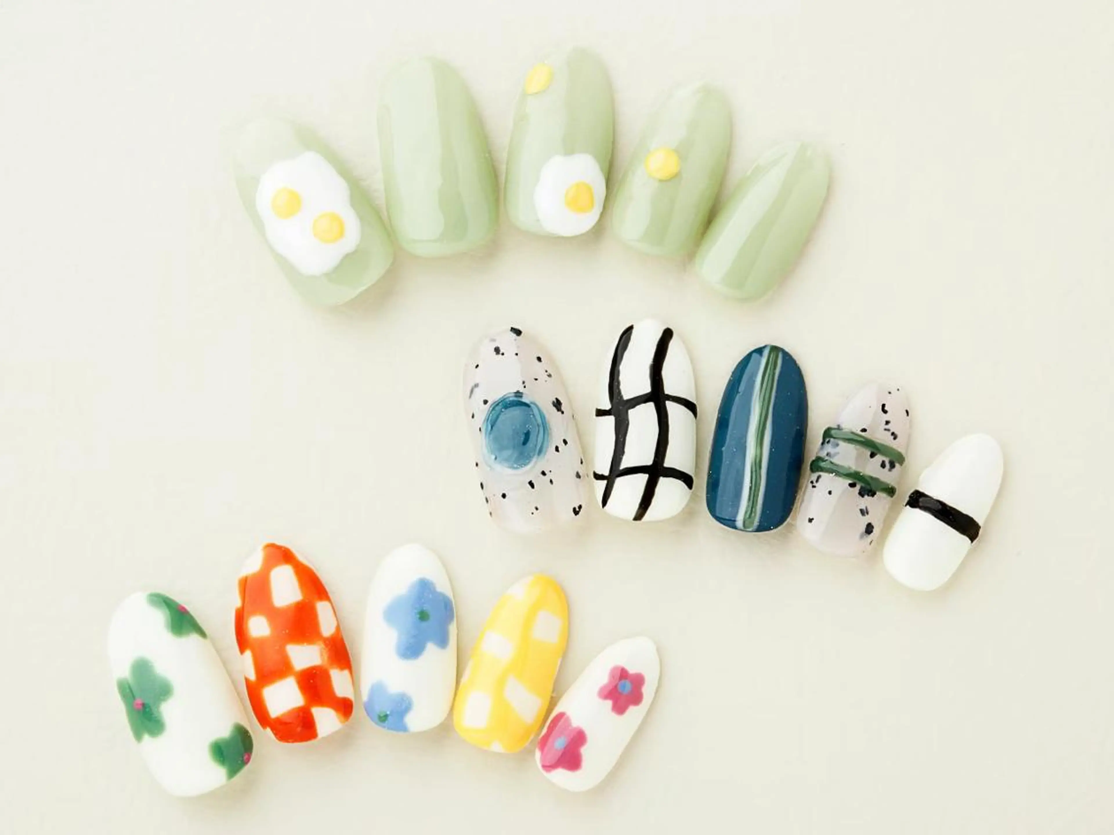 ネイル 桜ネイル 長さ出し フラッシュネイル フットネイル フレンチネイル ハンドネイル 💗🪽Tiary Nail🪽💗のネイルデザイン