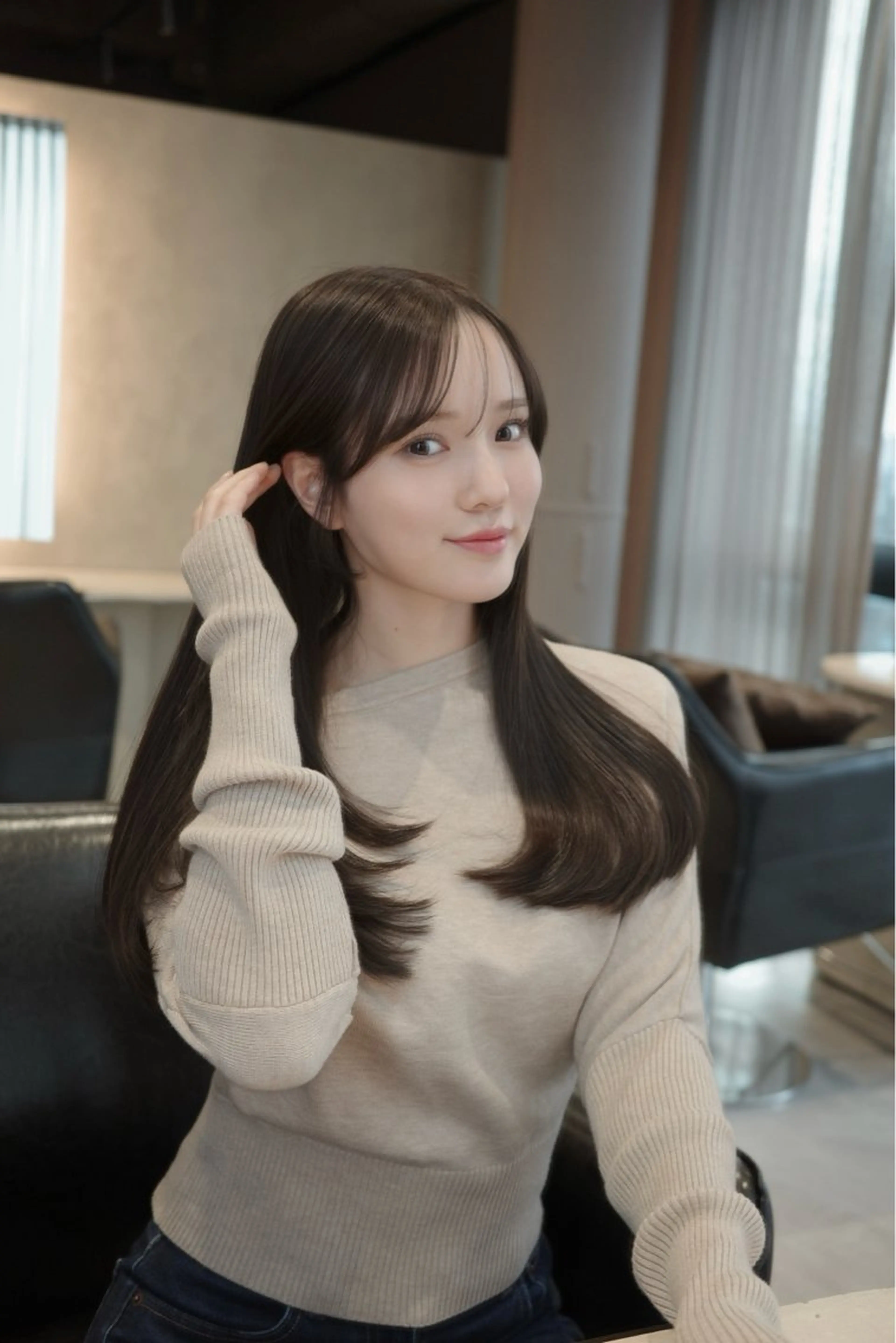 ロング 髪質改善 レイヤーカット 似合わせカット 美顔形成｜酒井 ｜青山のヘアスタイル