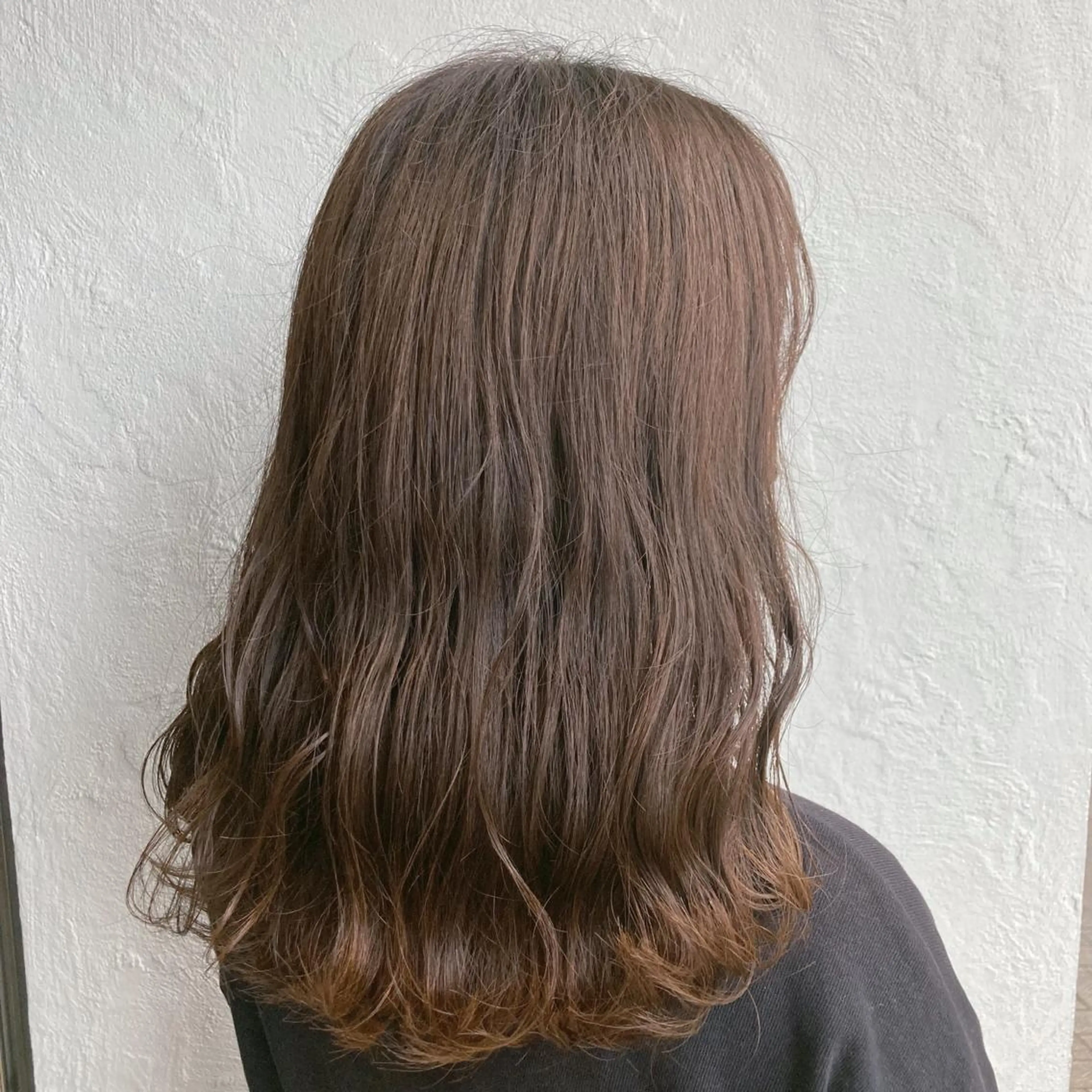 セミロング カラー カット ヘアカラー 💎髪質改善💎 西森千夏のヘアスタイル