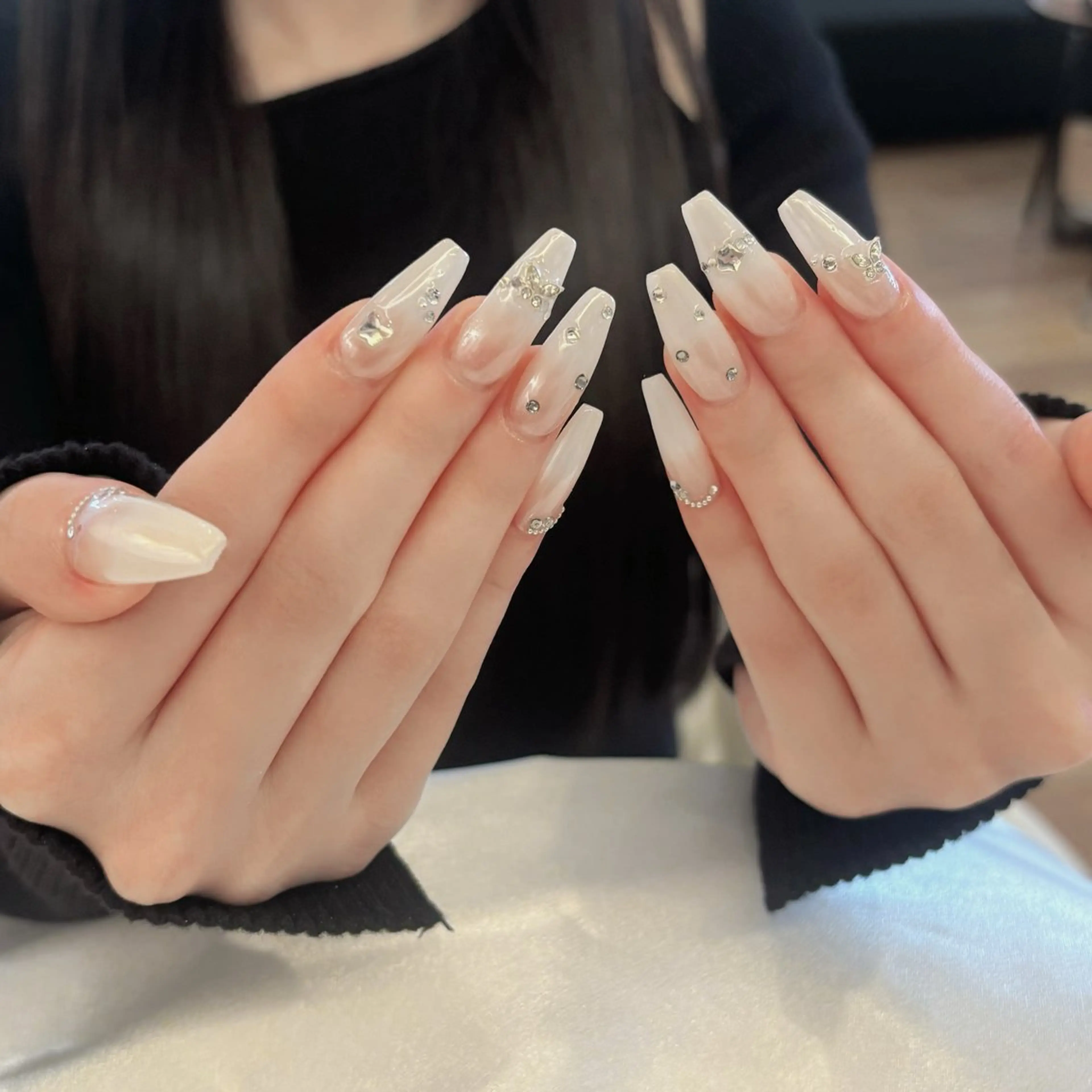 ネイル ハンドネイル yuno❤︎ FOUNDATIONのネイルデザイン