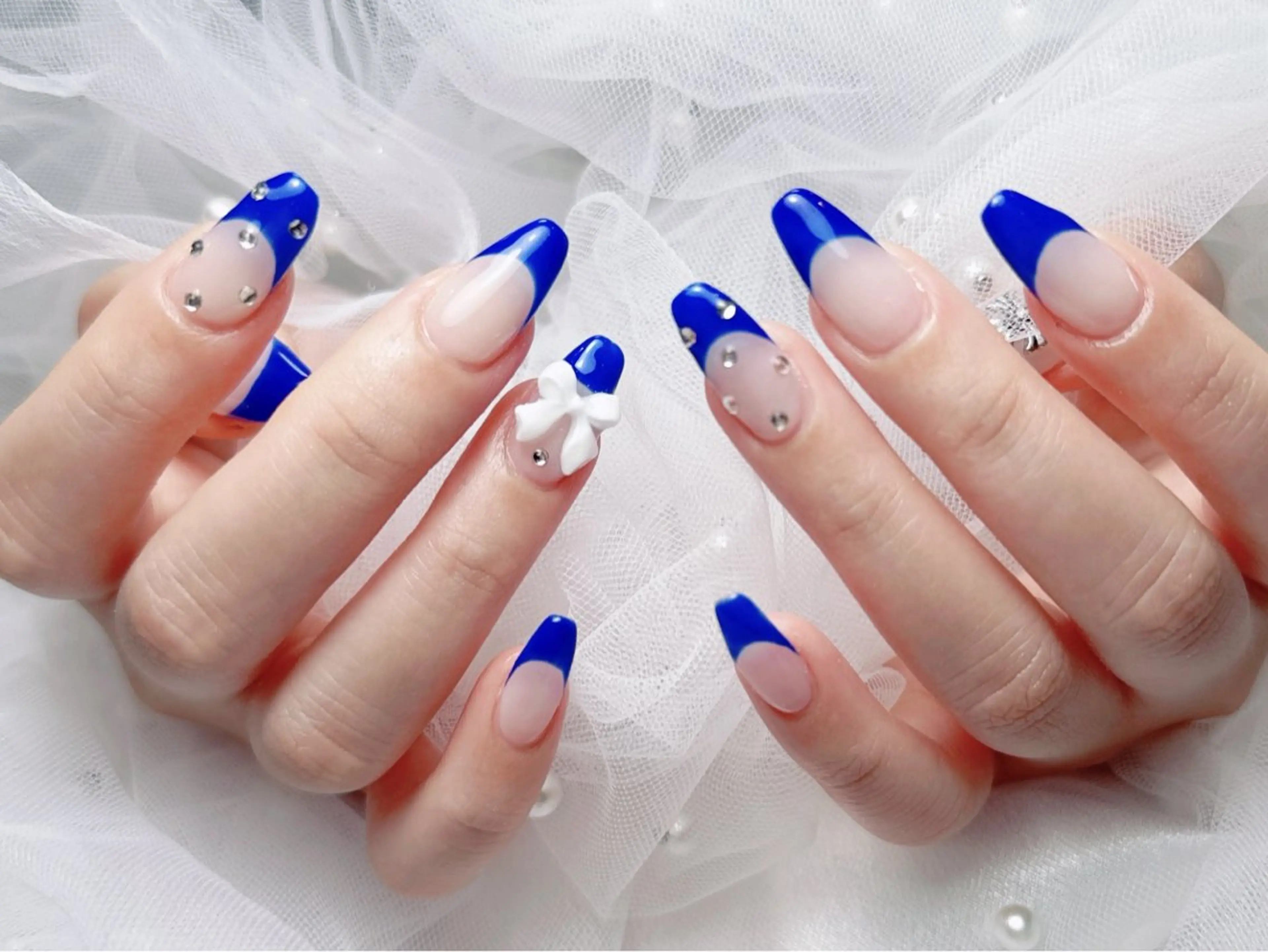 ネイル フレンチネイル ジェルネイル ハート 韓国ネイル マグネットネイル ハンドネイル ネイルサロン lotusのネイルデザイン