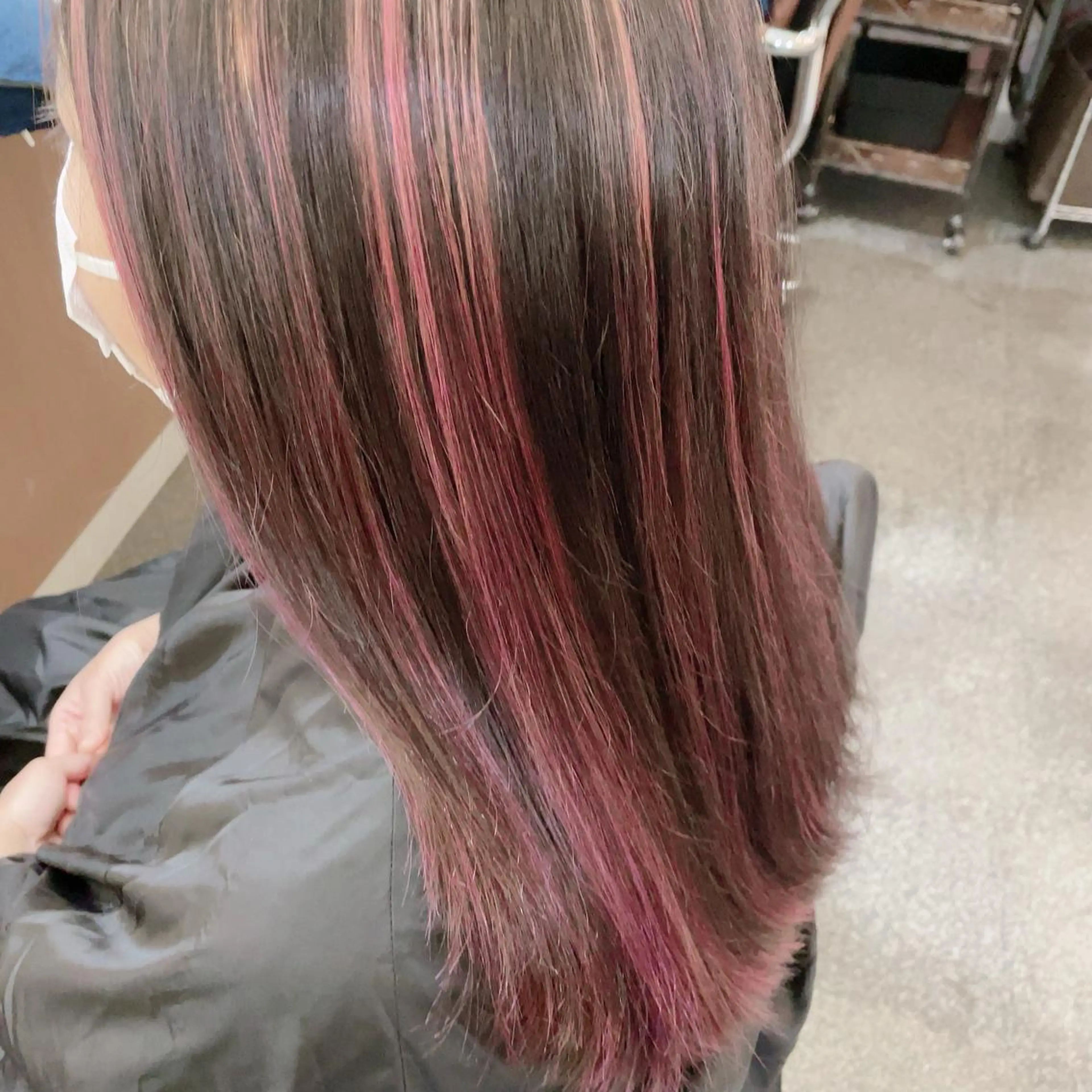 カラー EYEstylist ·ai MOERIのマツエク・マツパデザイン