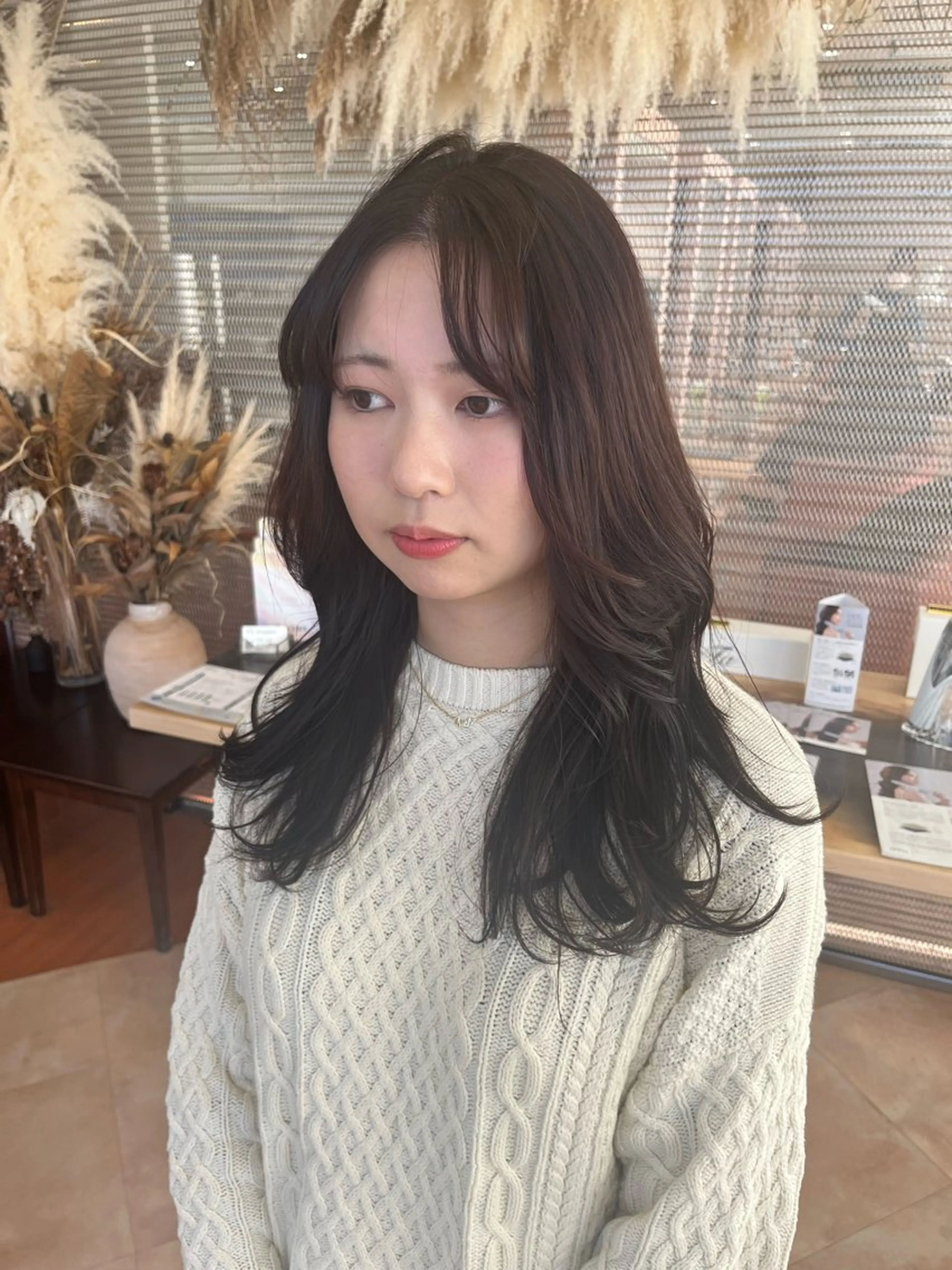 ロング 犬塚 梨花のヘアスタイル