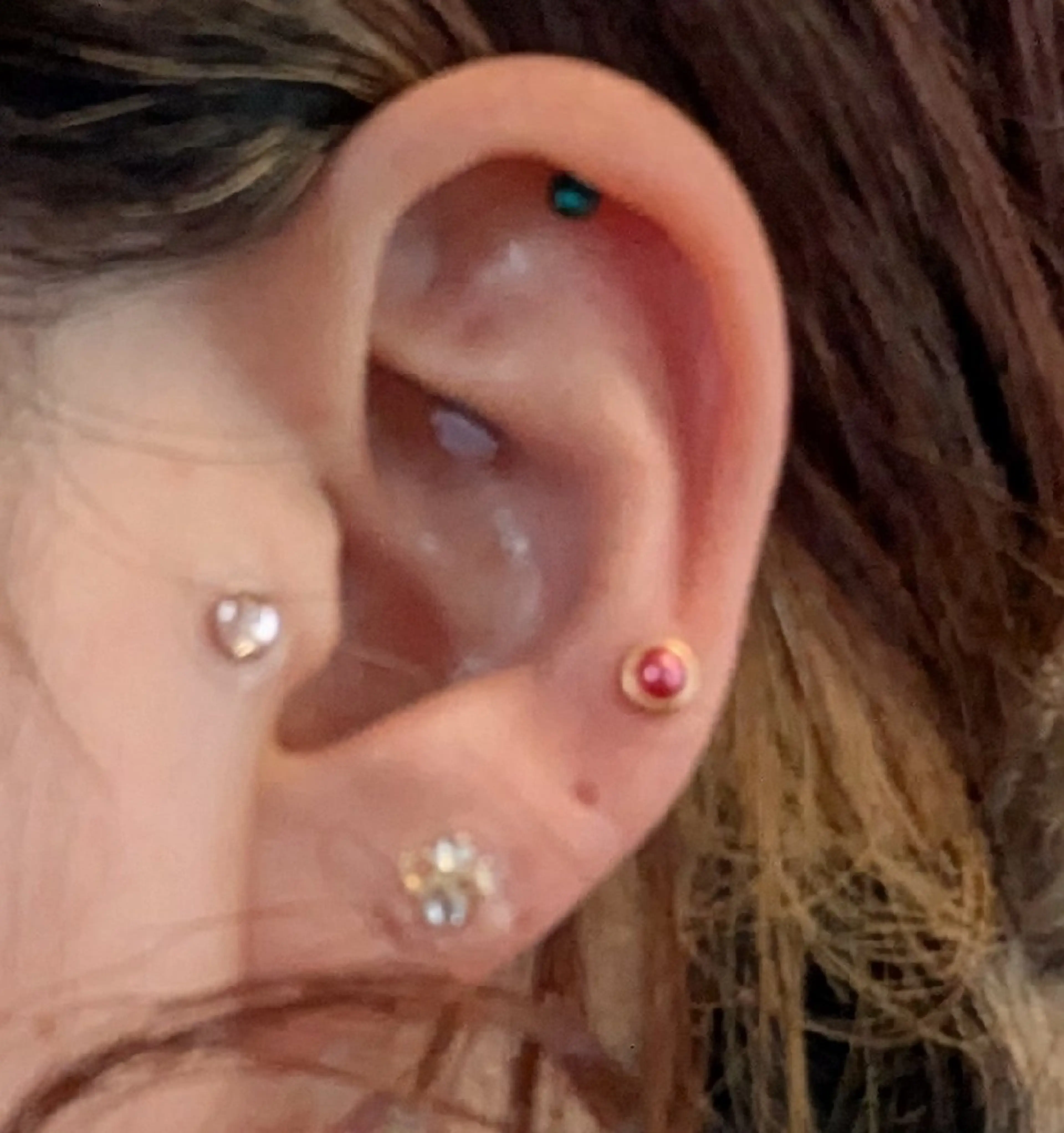 今話題✨耳つぼジュエリー（両耳6粒〜）ネイルと同日施術可能🙆の写真
