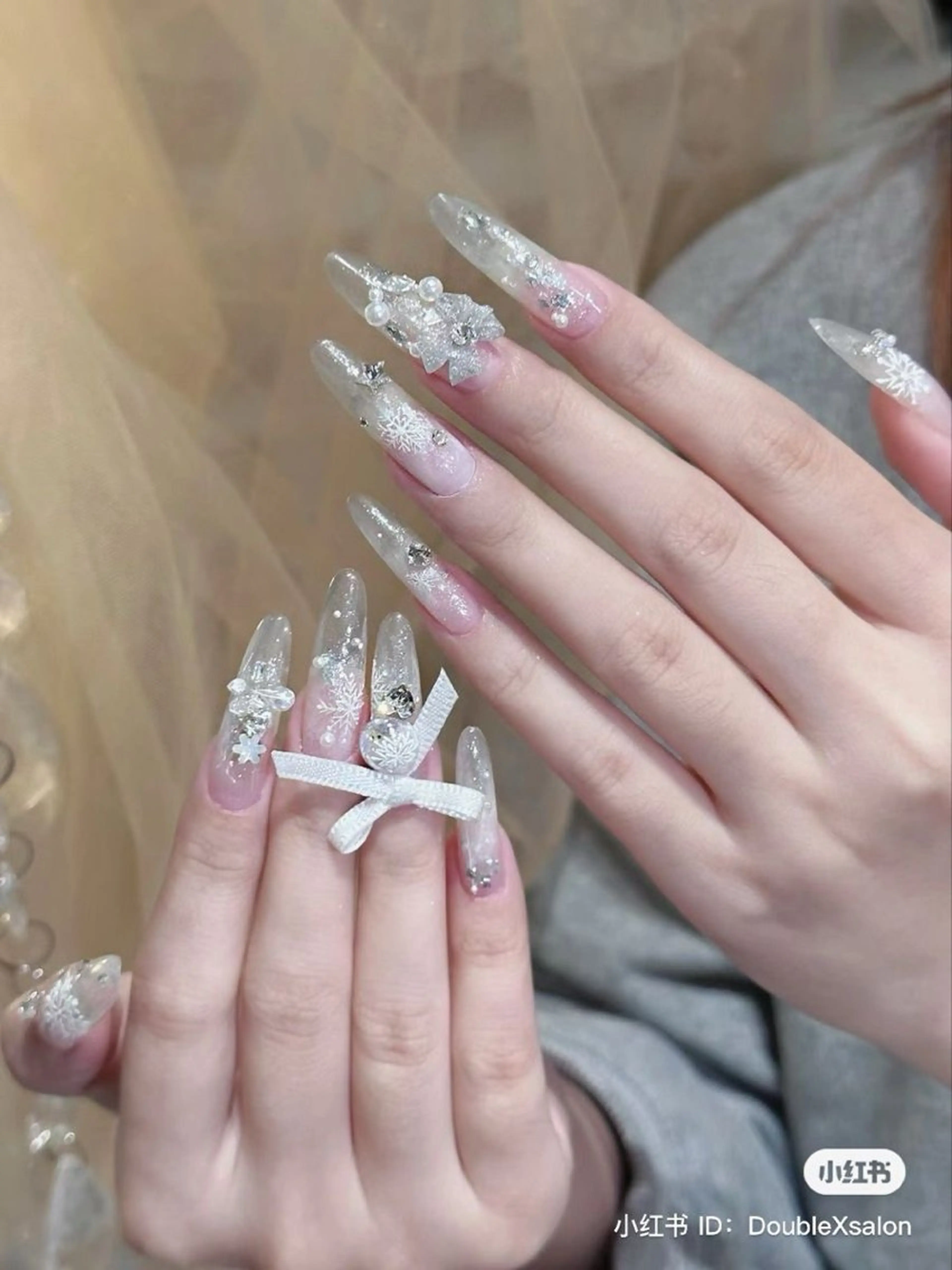 ネイル ボルドー フレンチネイル グラデーション キラキラネイル 韓国ネイル ハンドネイル Rin Nail Shinokuboのネイルデザイン