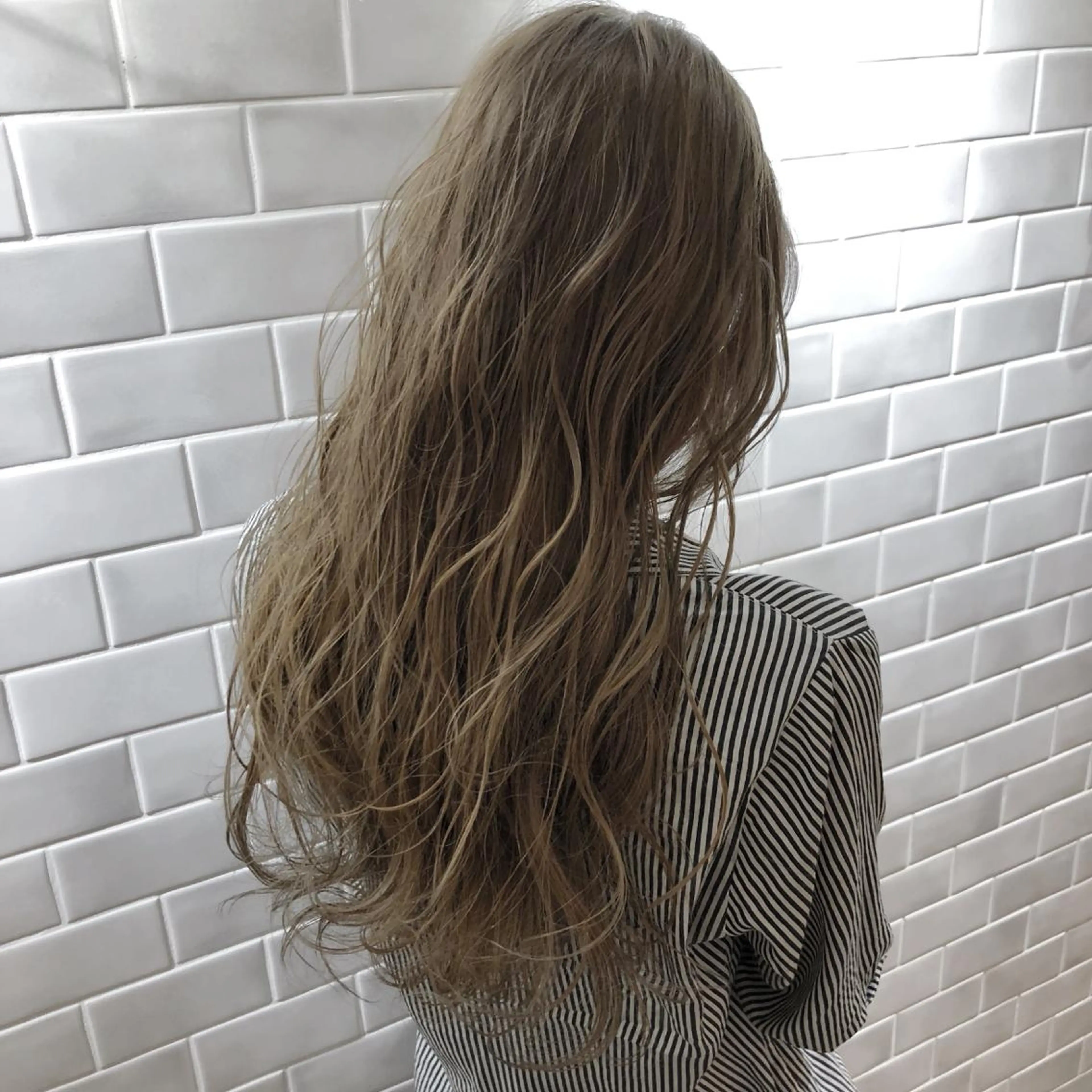 ブリーチ&オンカラー＆トリートメントの写真