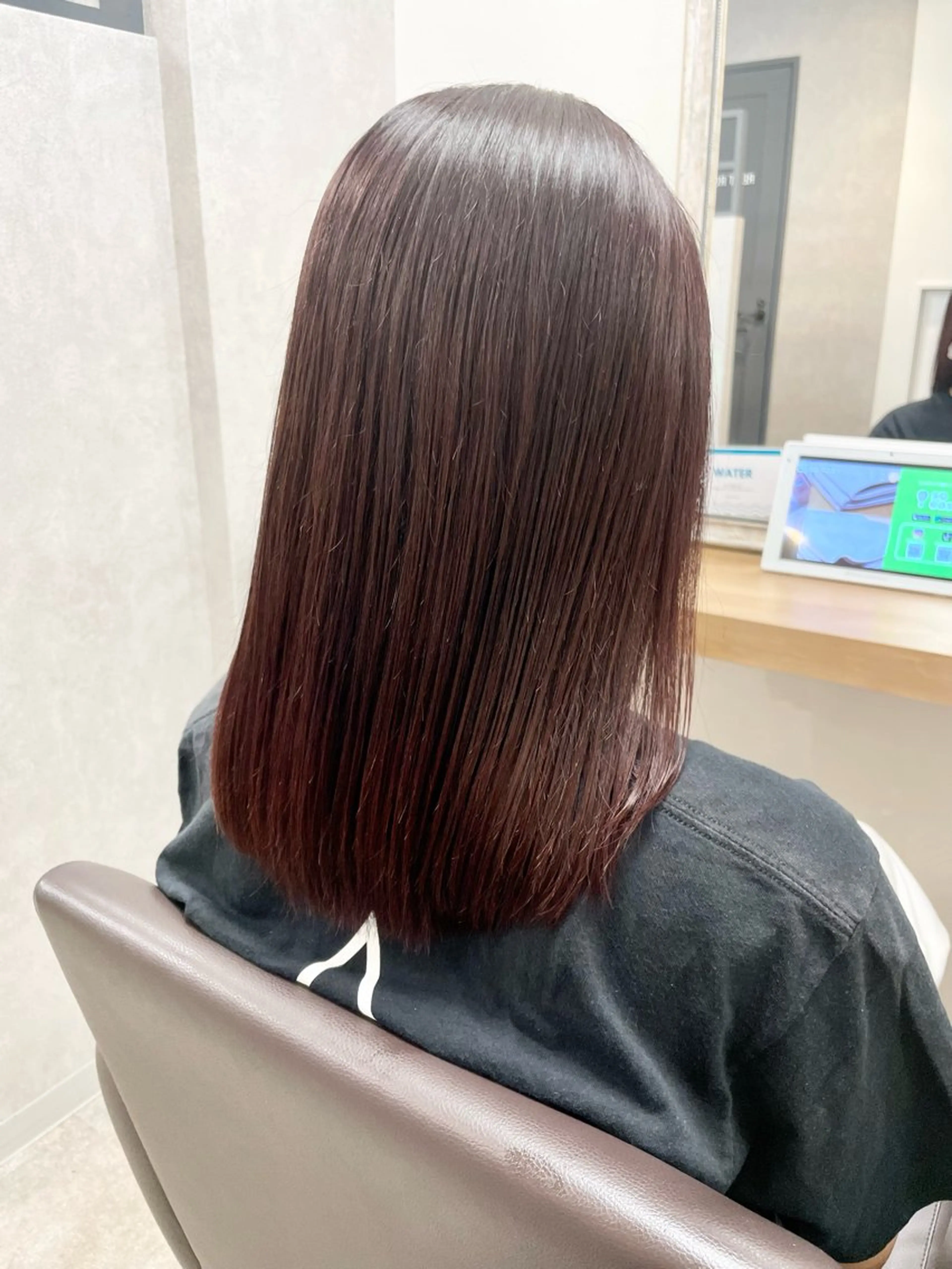 セミロング カラー カット ヘアカラー トリートメント 髪質改善×METEO 店長 貞松直也のヘアスタイル