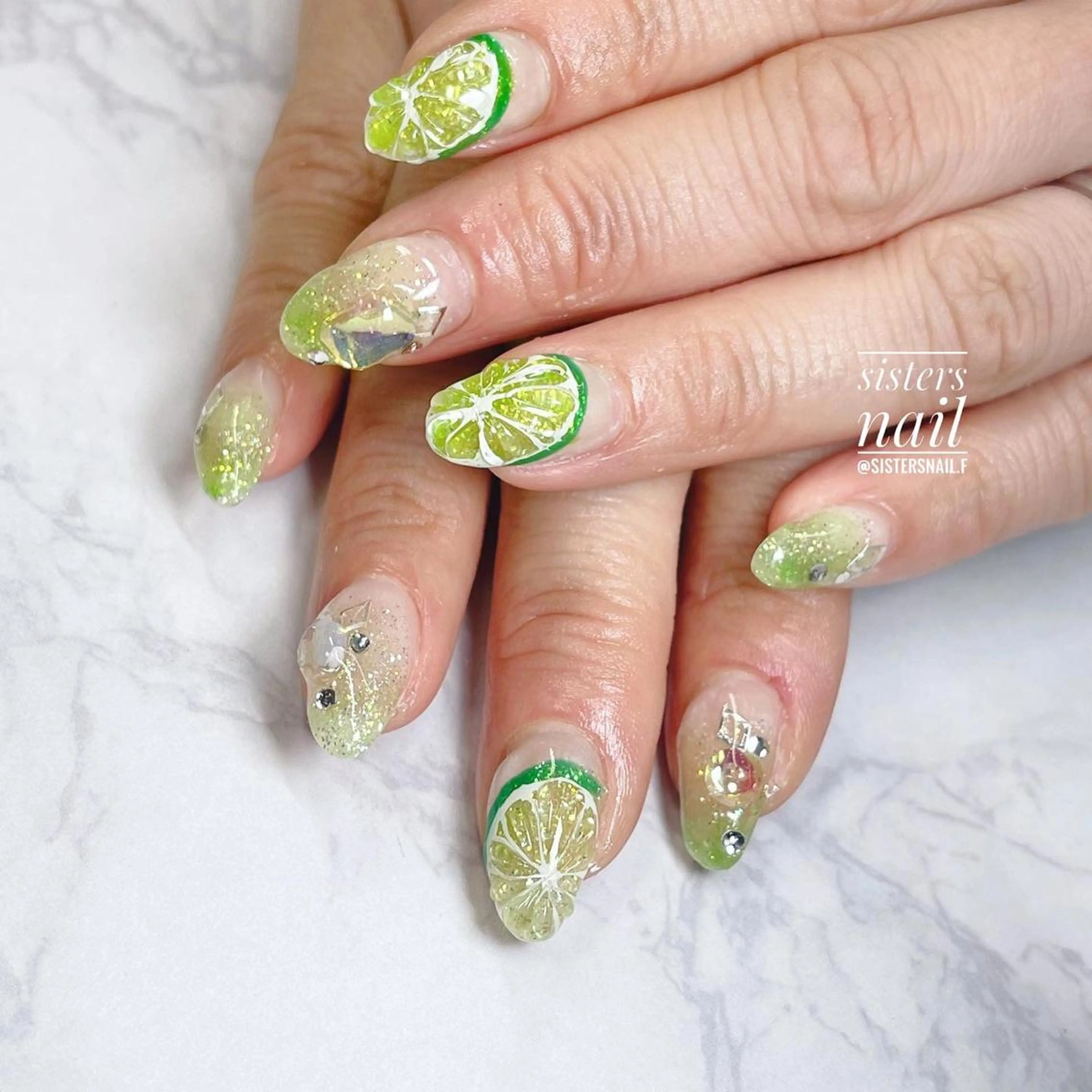 ネイル アートネイル フレンチネイル グラデーション キラキラネイル ラメ(グリッター) sisters nail.fのネイルデザイン