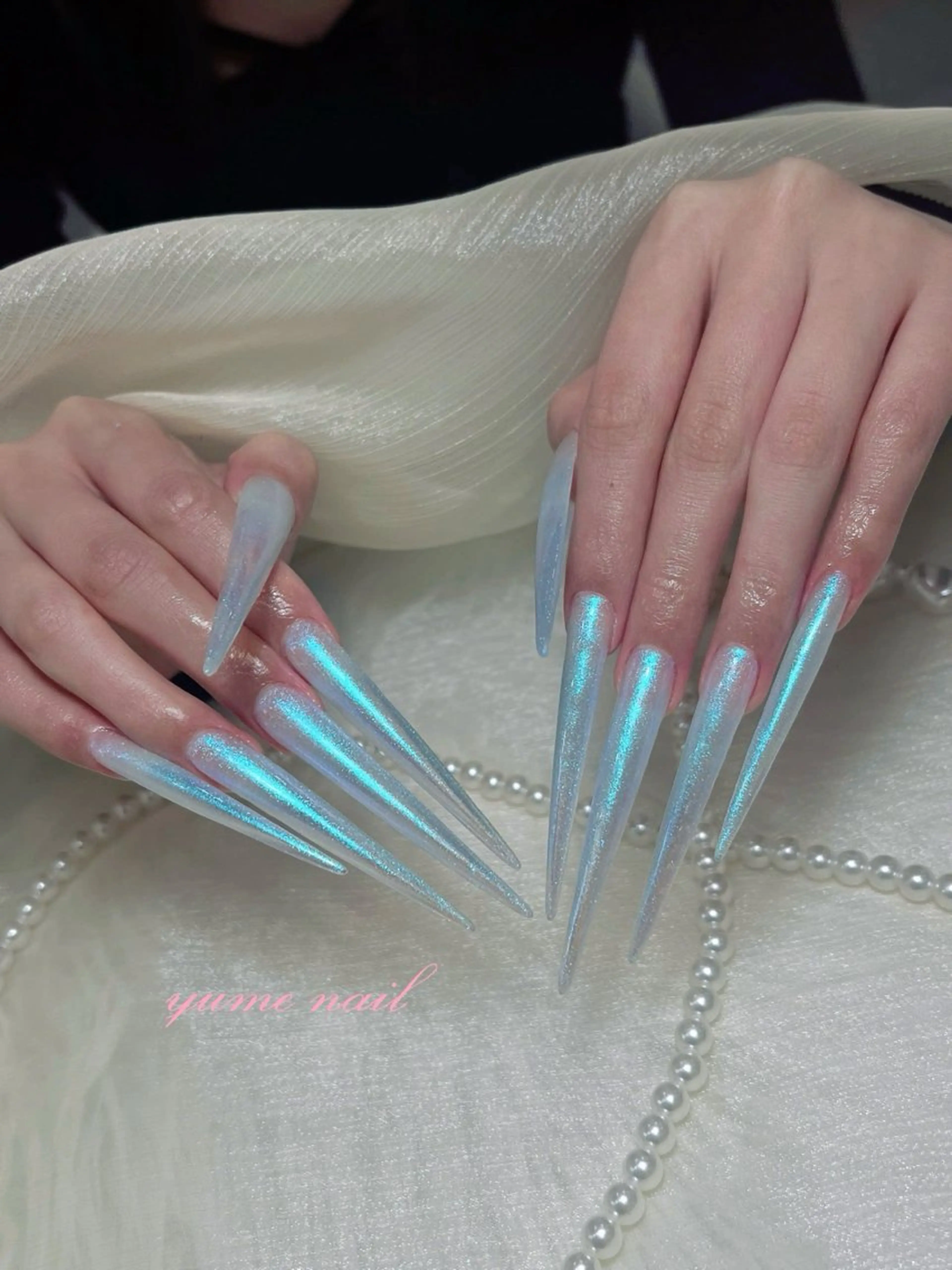 ミディアム ヒエン NAILのネイルデザイン