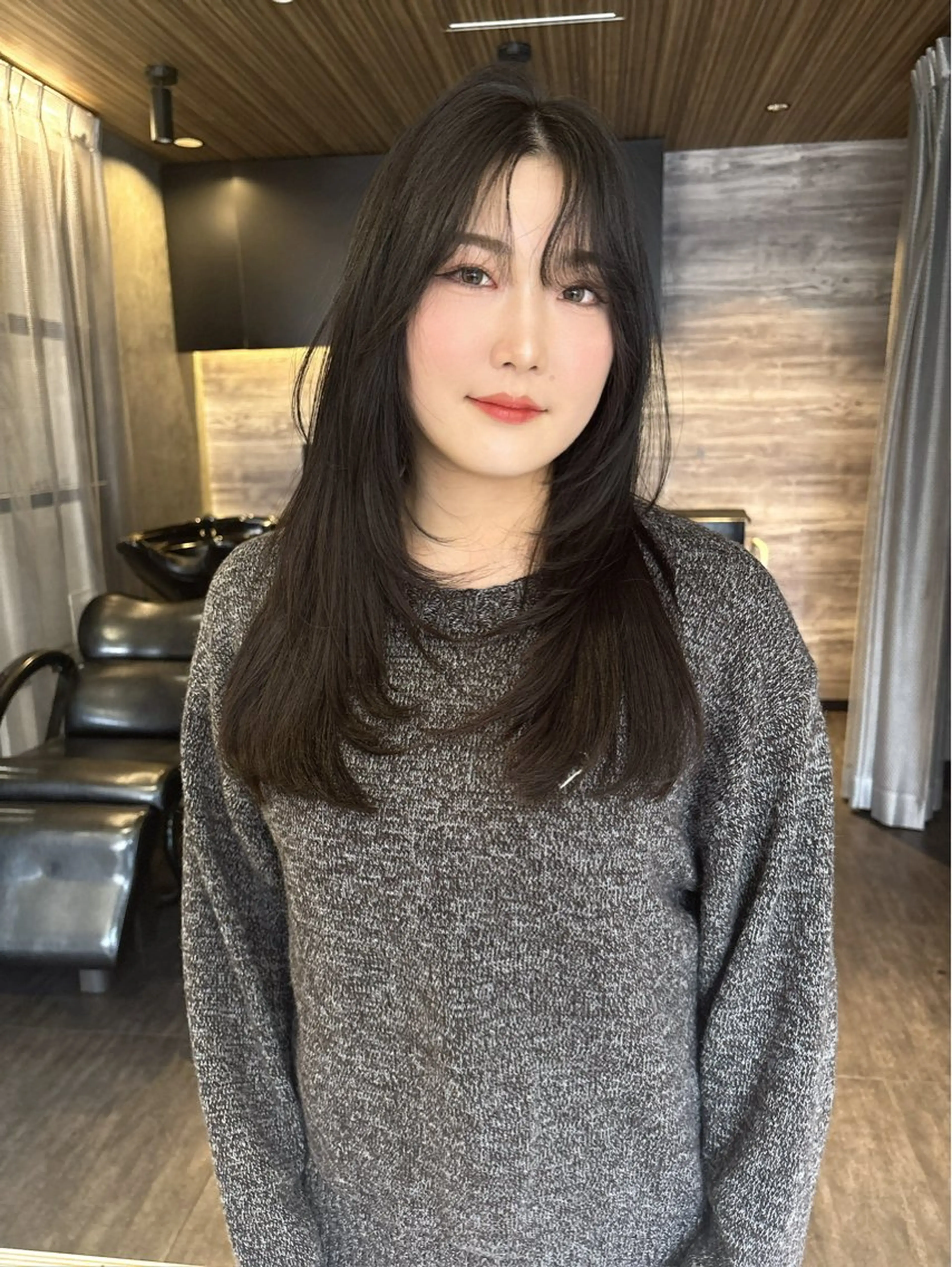 カラー 藤谷 かりんのヘアスタイル