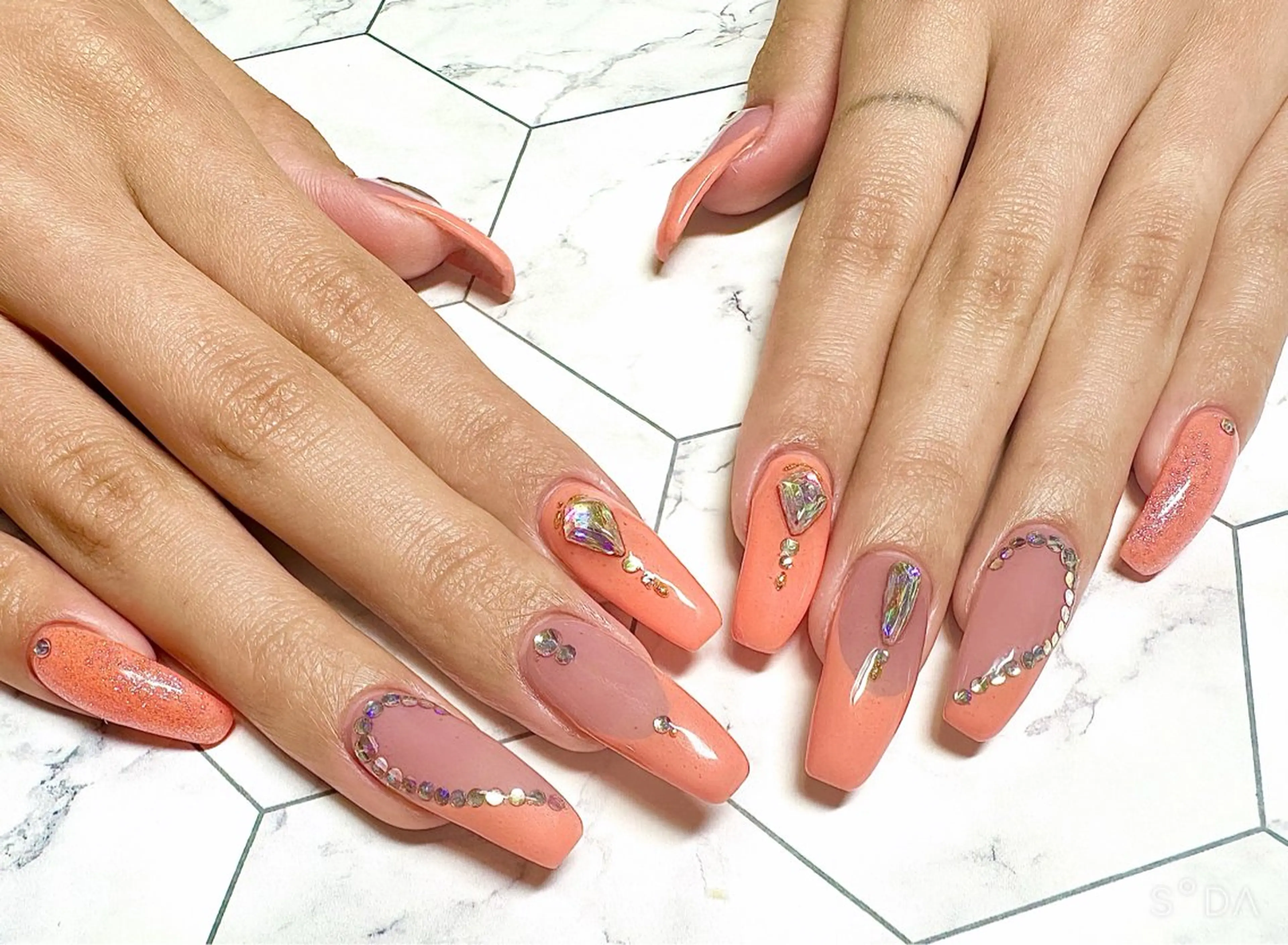 ネイル NAIL SALON GLOWのネイルデザイン