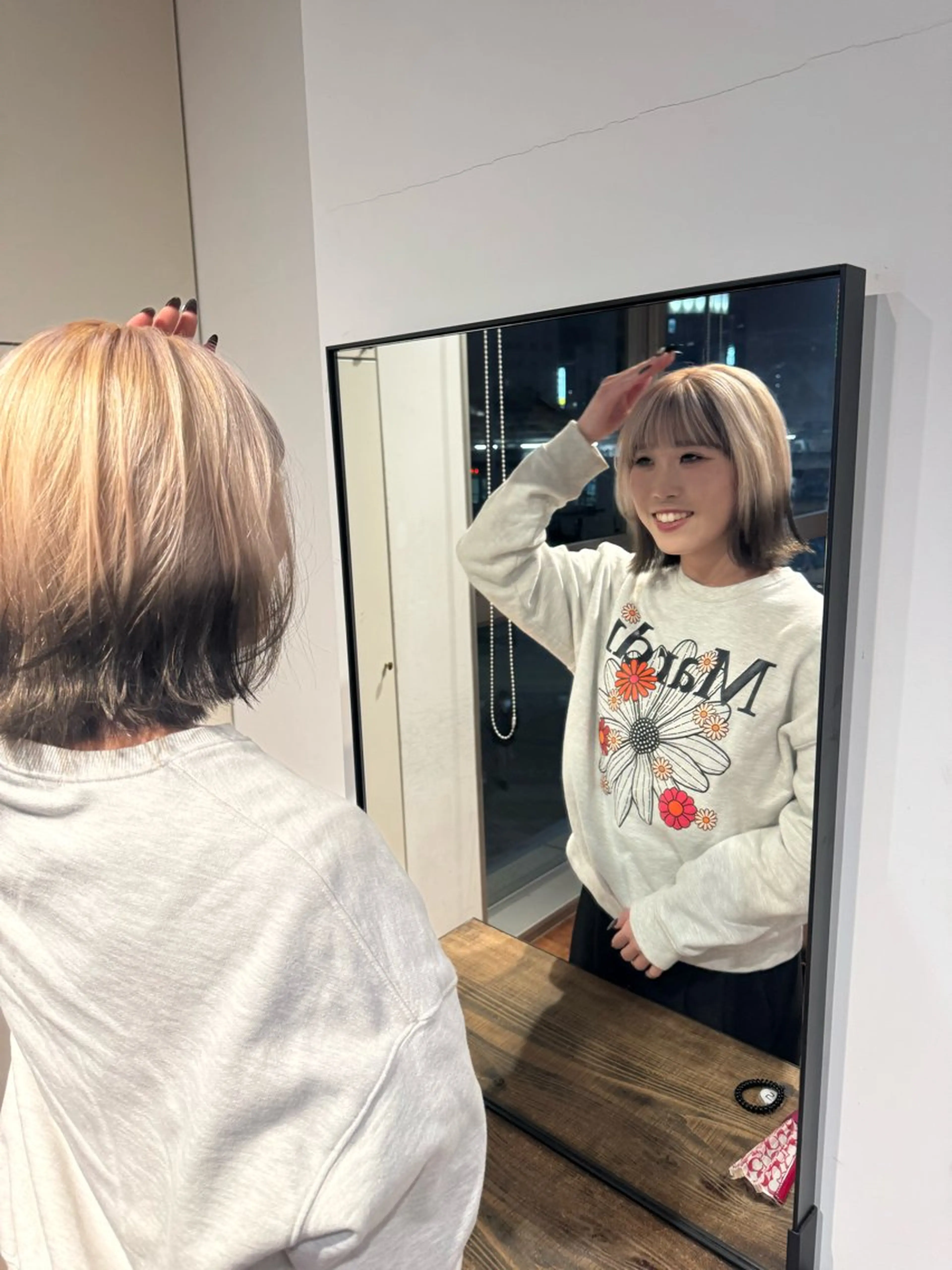 ミディアム カラー 🌸無料カット🌸 河住うららのヘアスタイル