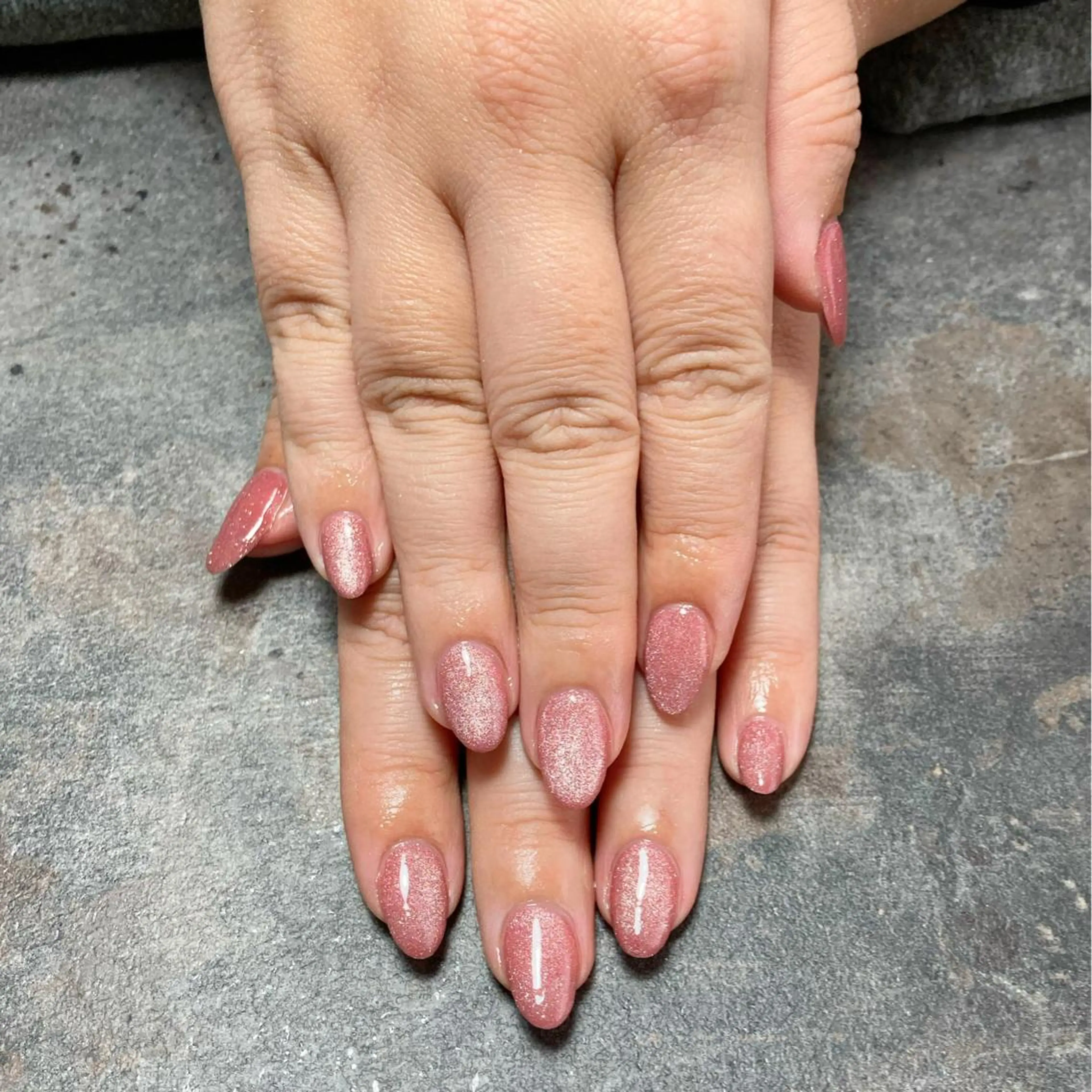 ネイル マグネットネイル ワンカラーネイル ハンドネイル NailSalon liberのネイルデザイン