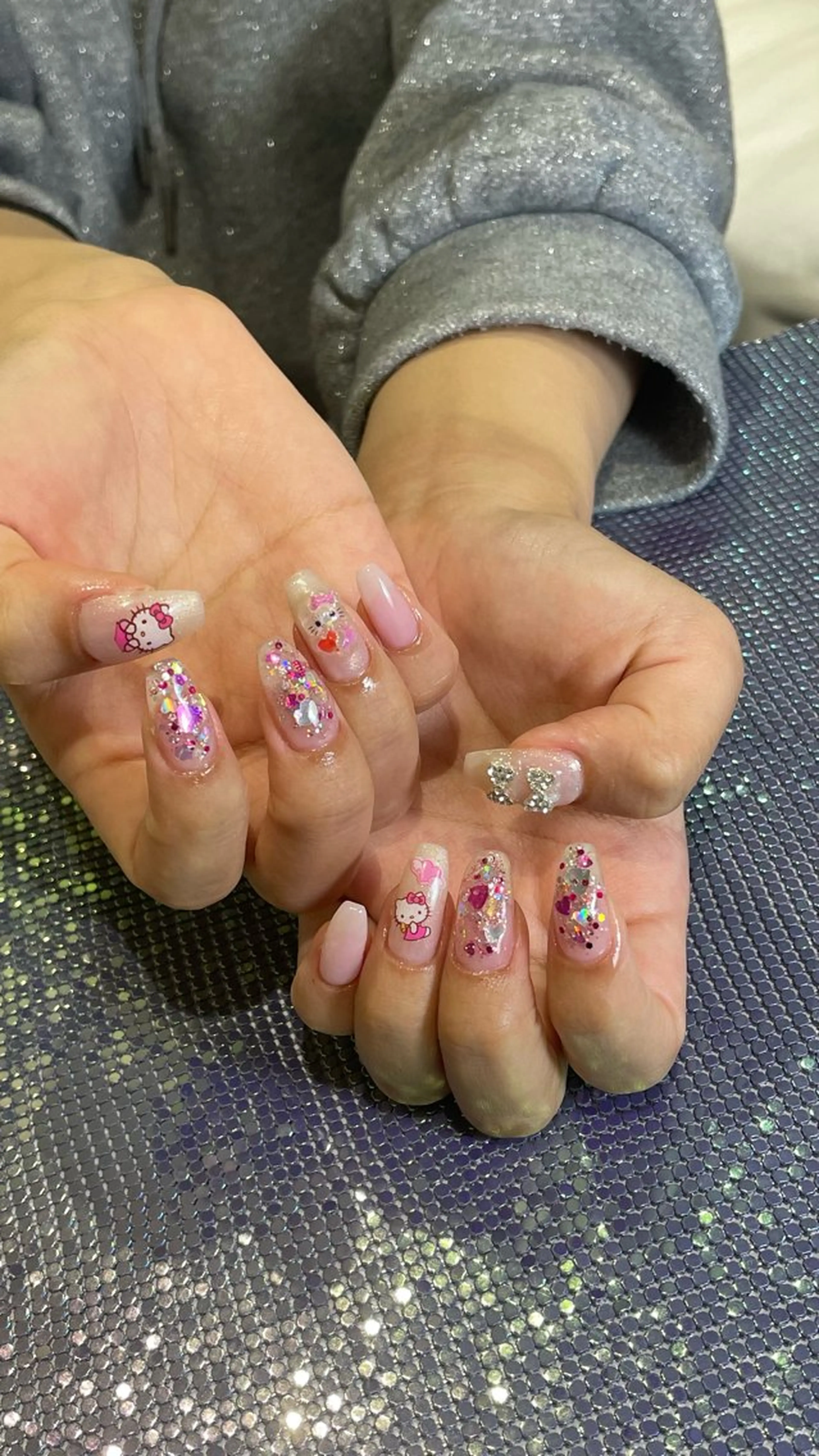 ネイル ラメ(グリッター) ハンドネイル RICO Nail パーツつけ放題🌈のネイルデザイン