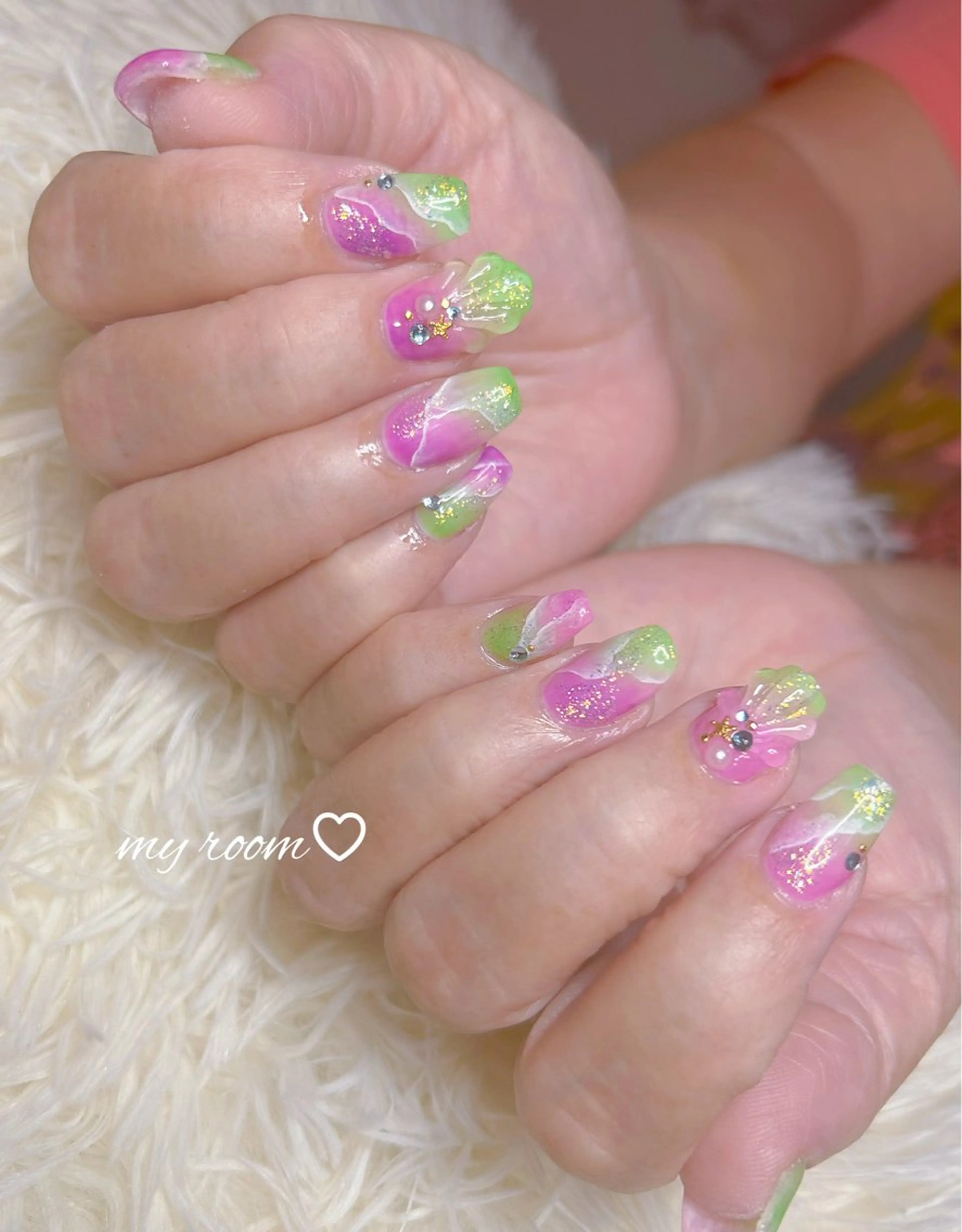 ネイル うるま市サロン Yuko Izawaのネイルデザイン