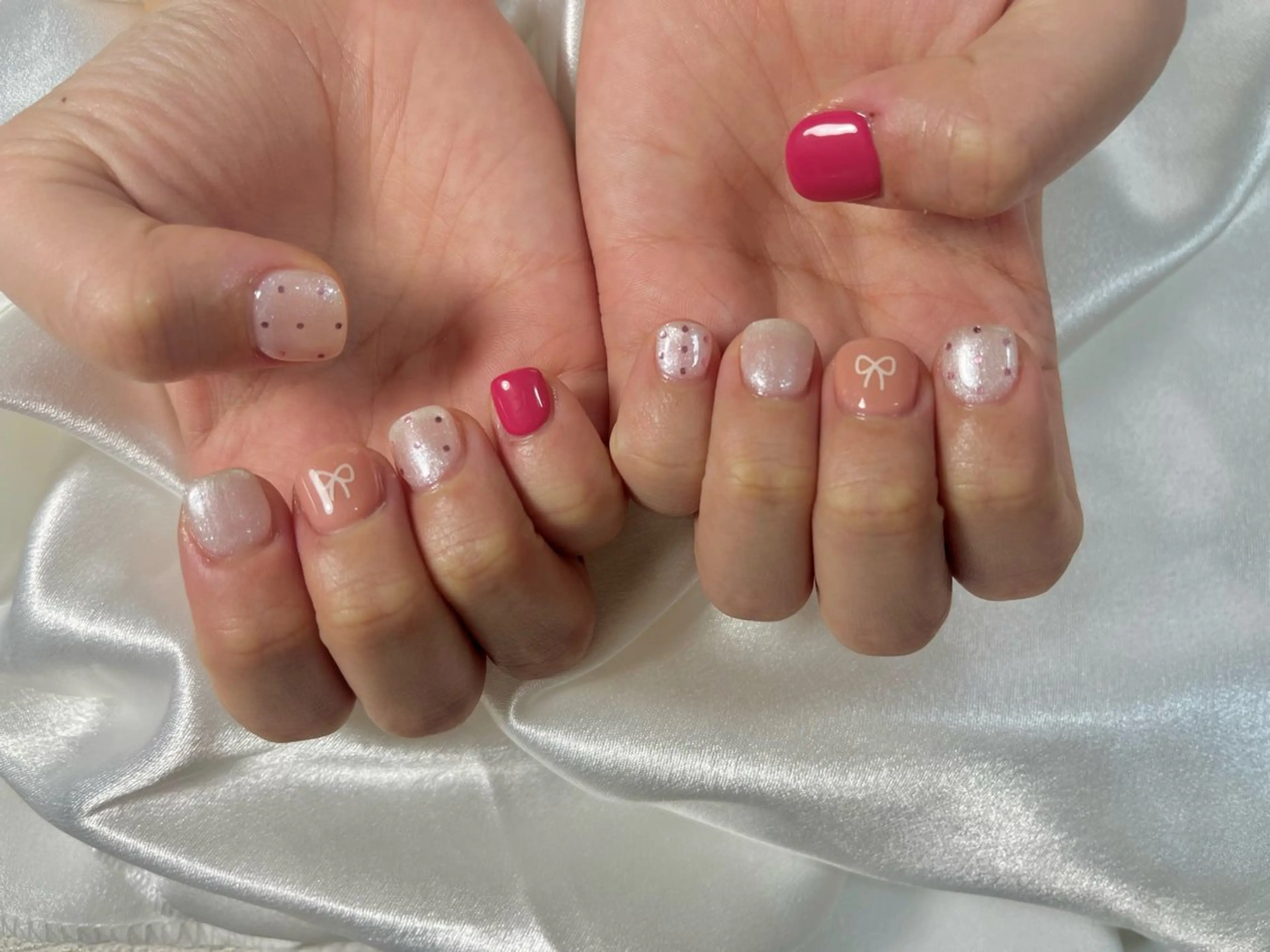 ネイル オーロラネイル フットネイル フレンチネイル ジェルネイル ハート ハンドネイル kiki nail たまプラーザのネイルデザイン