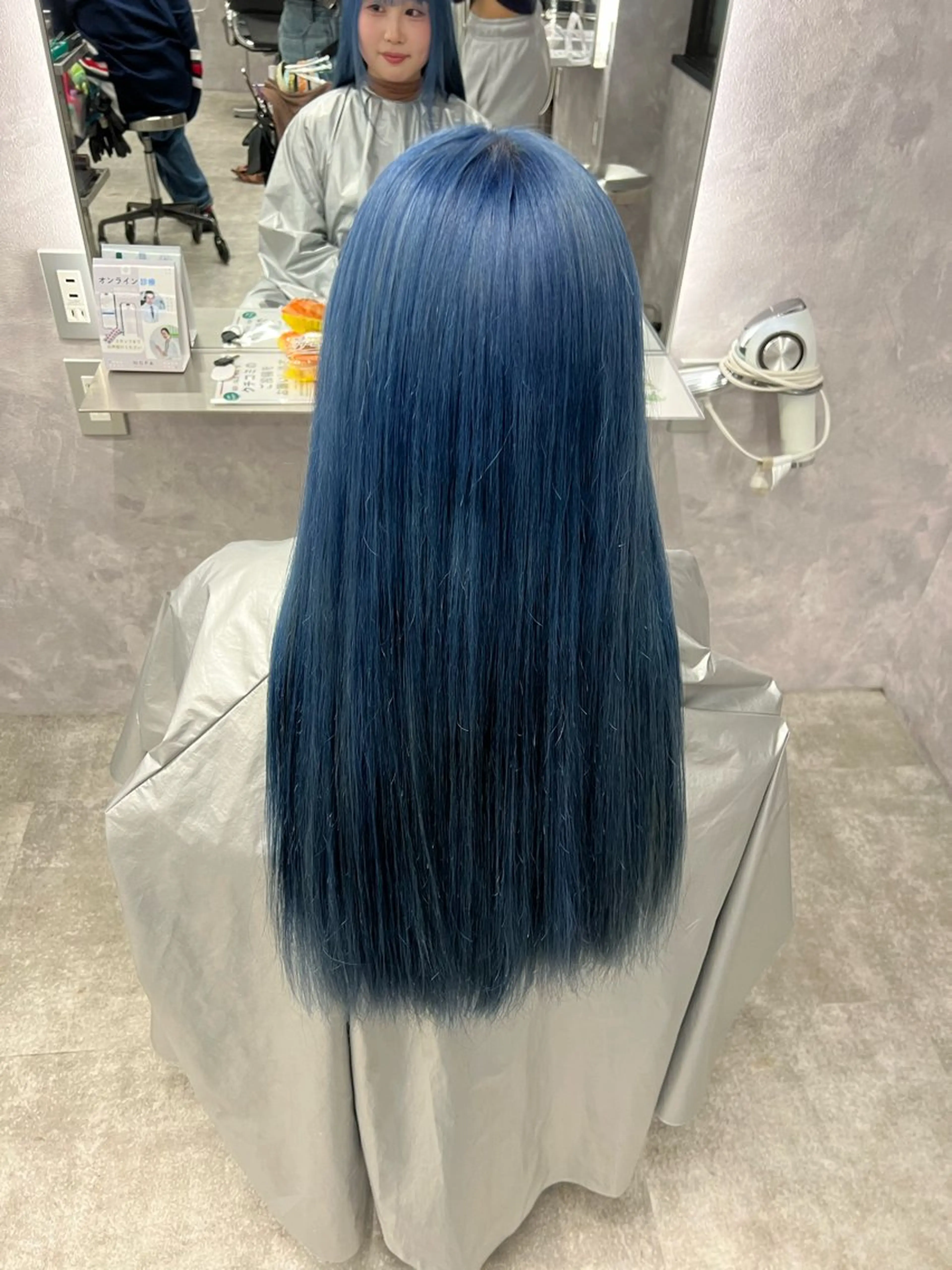 ロング 平山 采弥のヘアスタイル