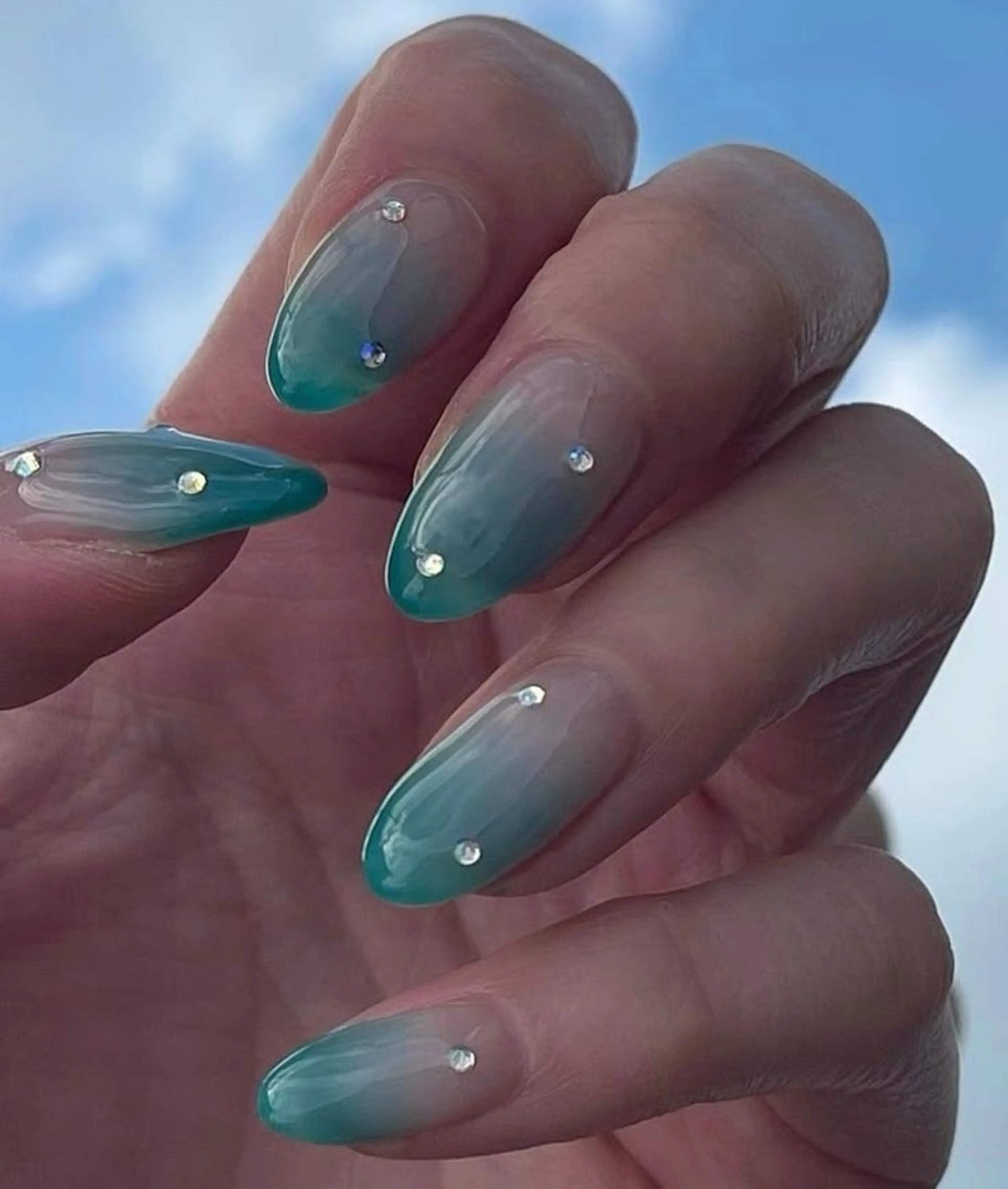 ネイル ブルー シンプルネイル 夏ネイル HerNails  Yokosukaのネイルデザイン