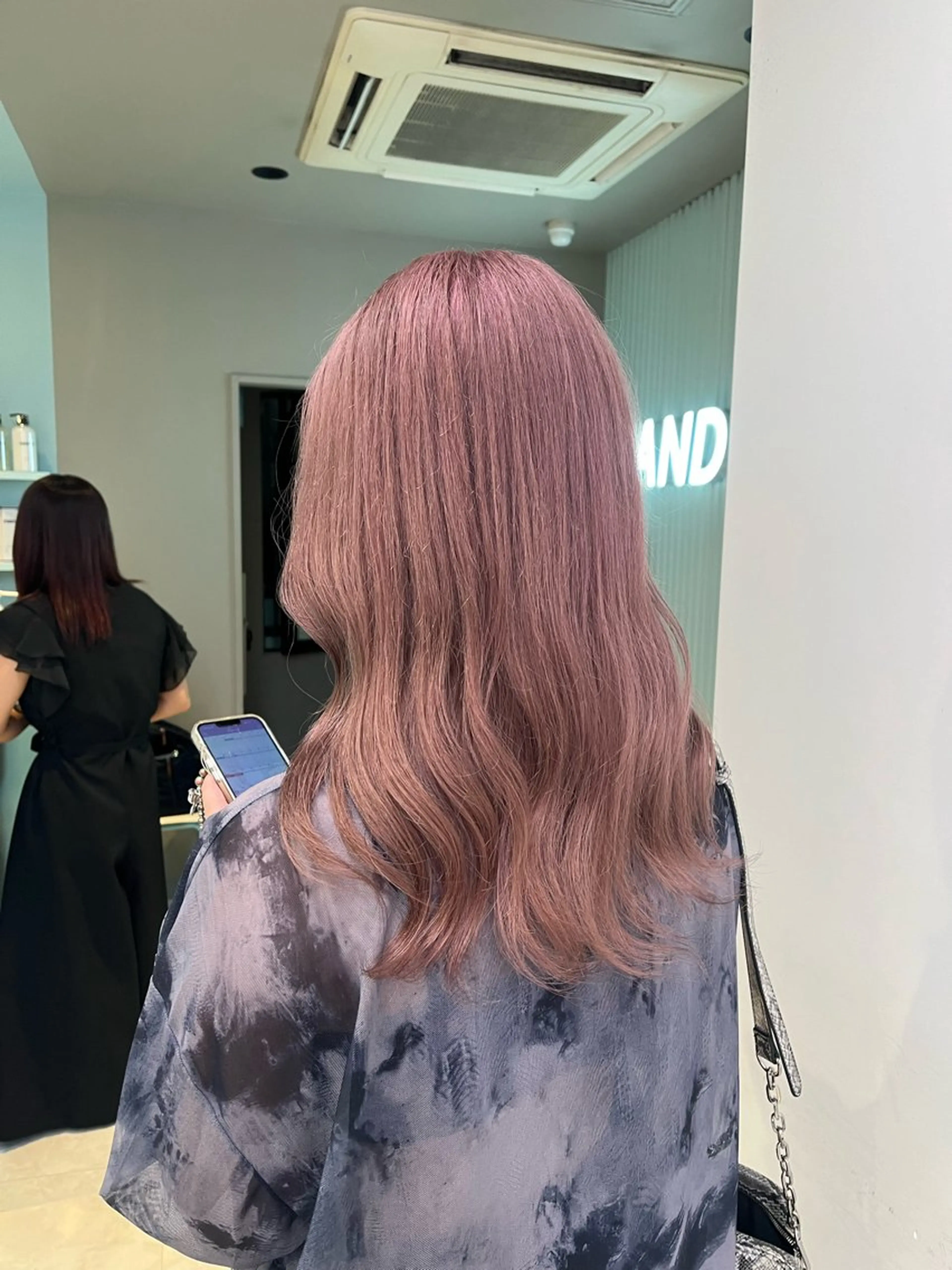 ミディアム カラー ヘアカラー トリートメント ブリーチカラー 🩵MIZUKIのヘアスタイル