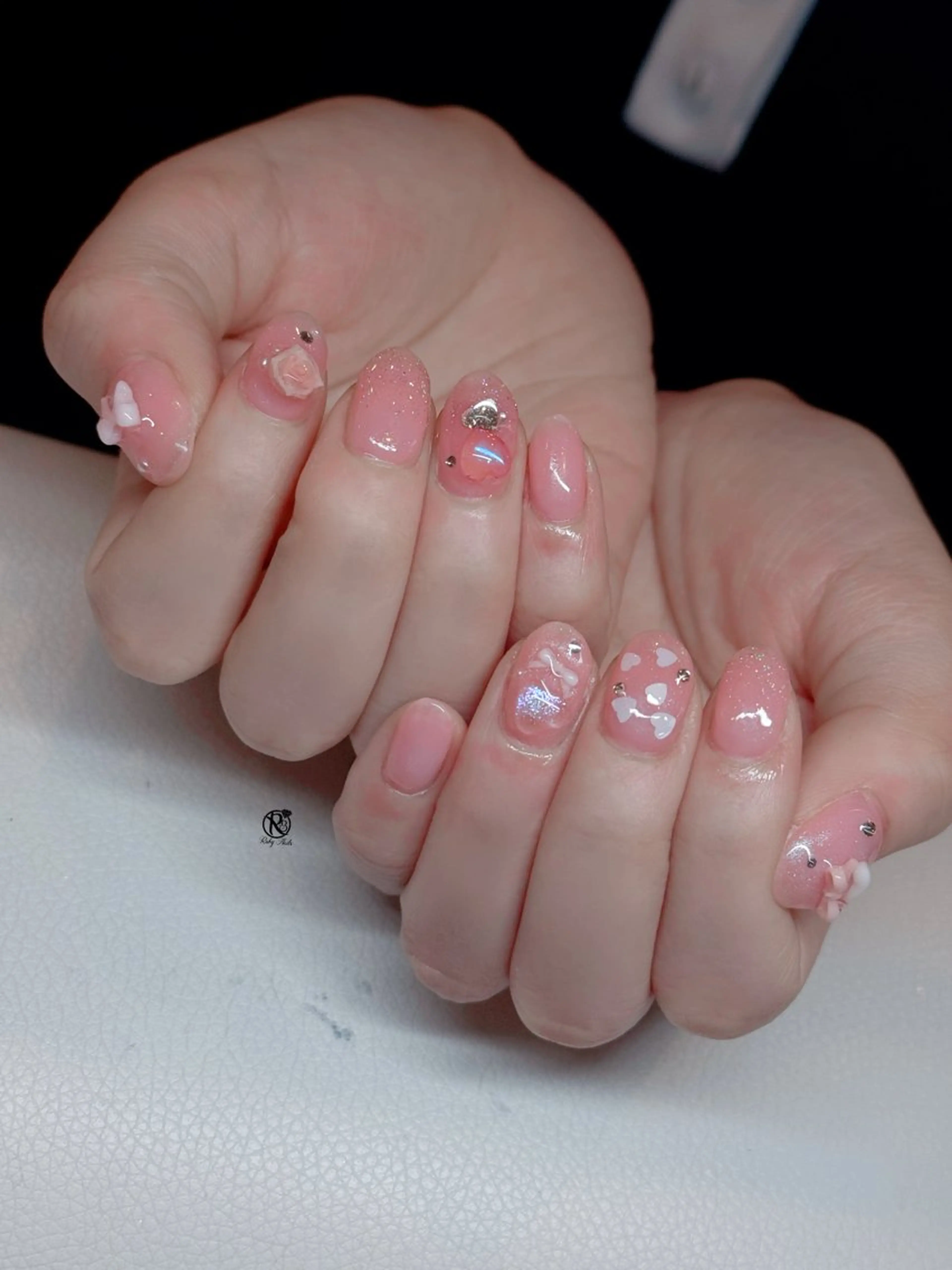 ネイル ボルドー ブラウン チークネイル ドット フットネイル ハンドネイル チェリネイルサロン 霞ヶ関のネイルデザイン