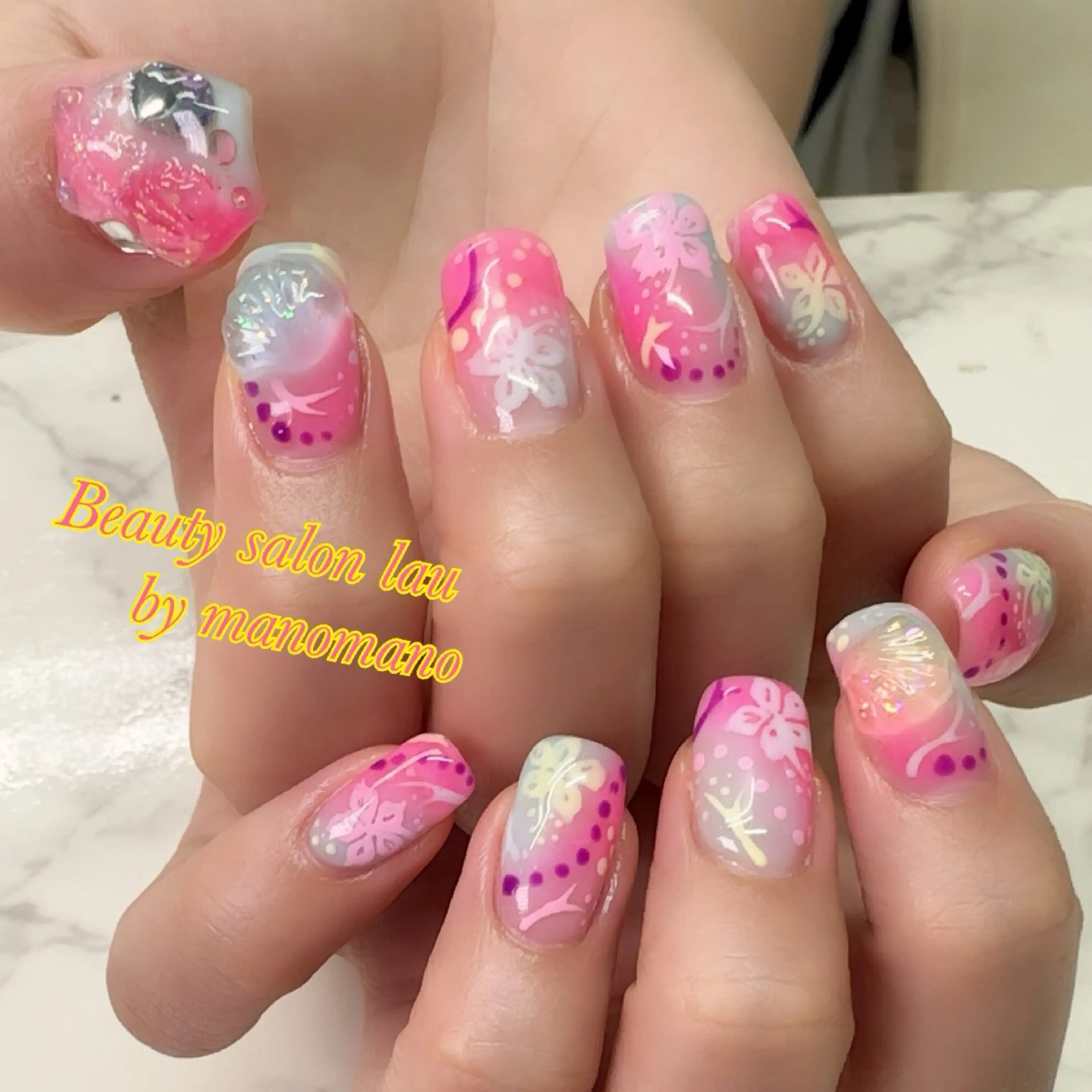 ネイル ハンドネイル ラウバイマノマノ なかざとのネイルデザイン