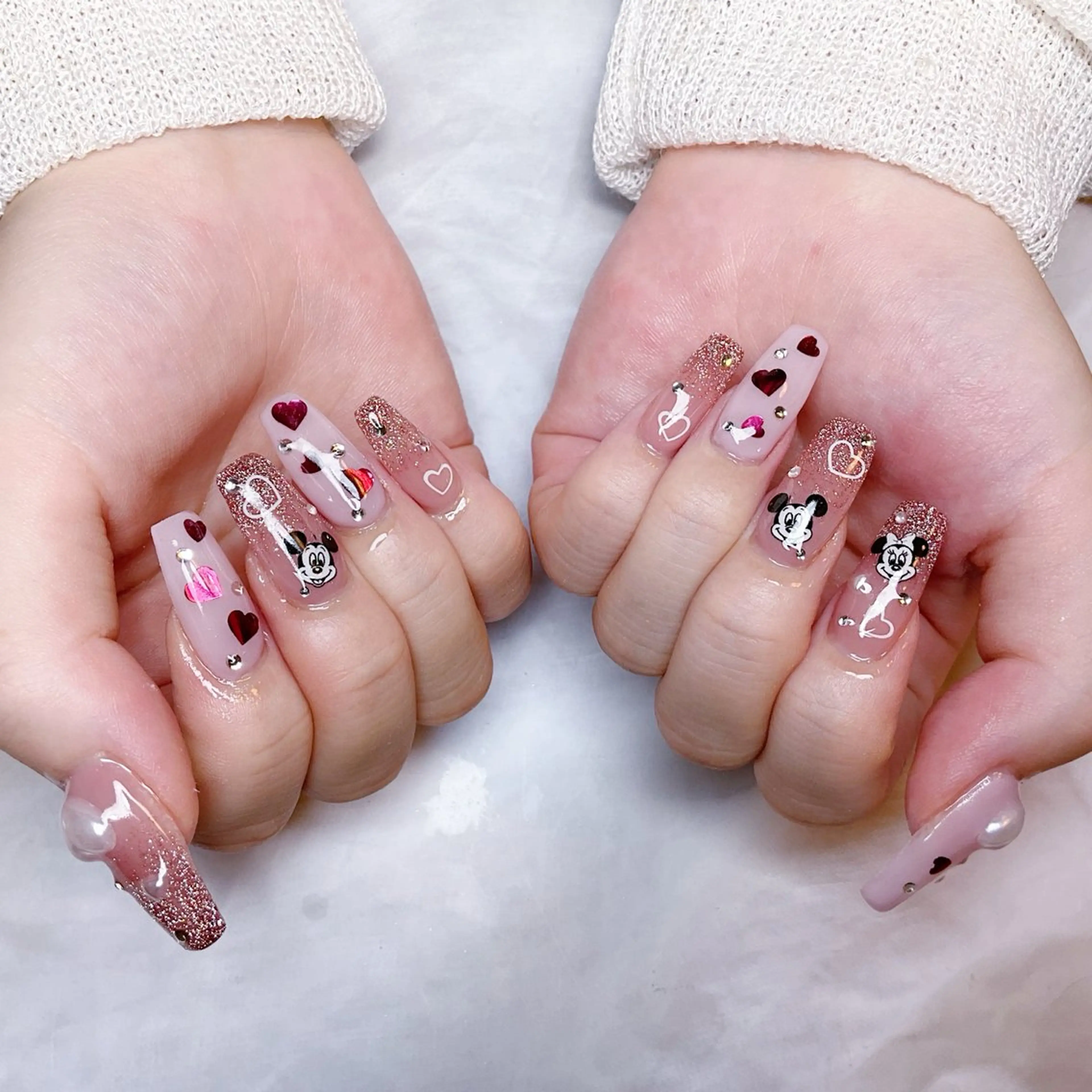 ネイル ハンドネイル 🍭Yun nail hyejin🌸のネイルデザイン
