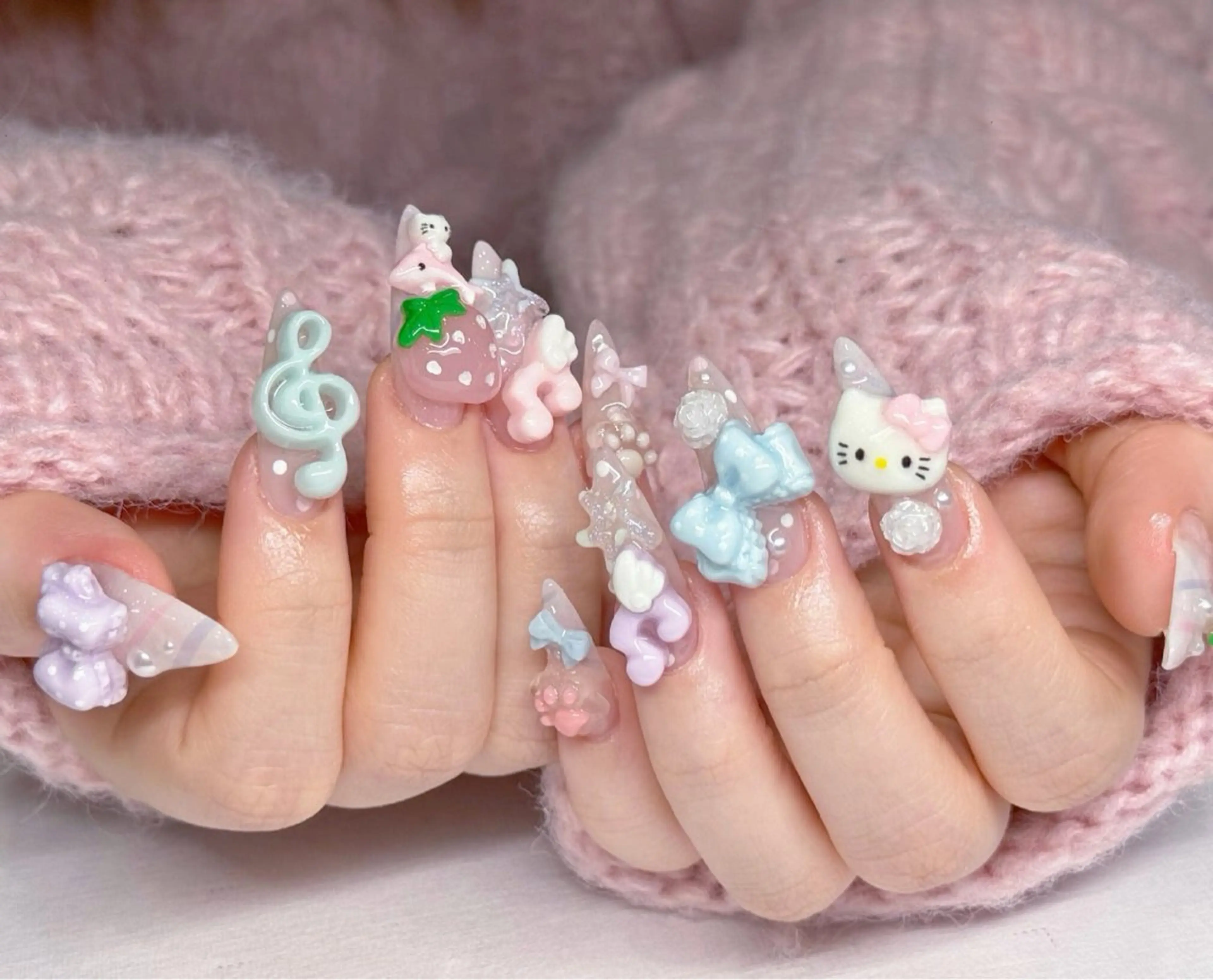 ネイル オーロラネイル ブルー チークネイル フットネイル フレンチネイル ハンドネイル REI レイのネイルデザイン