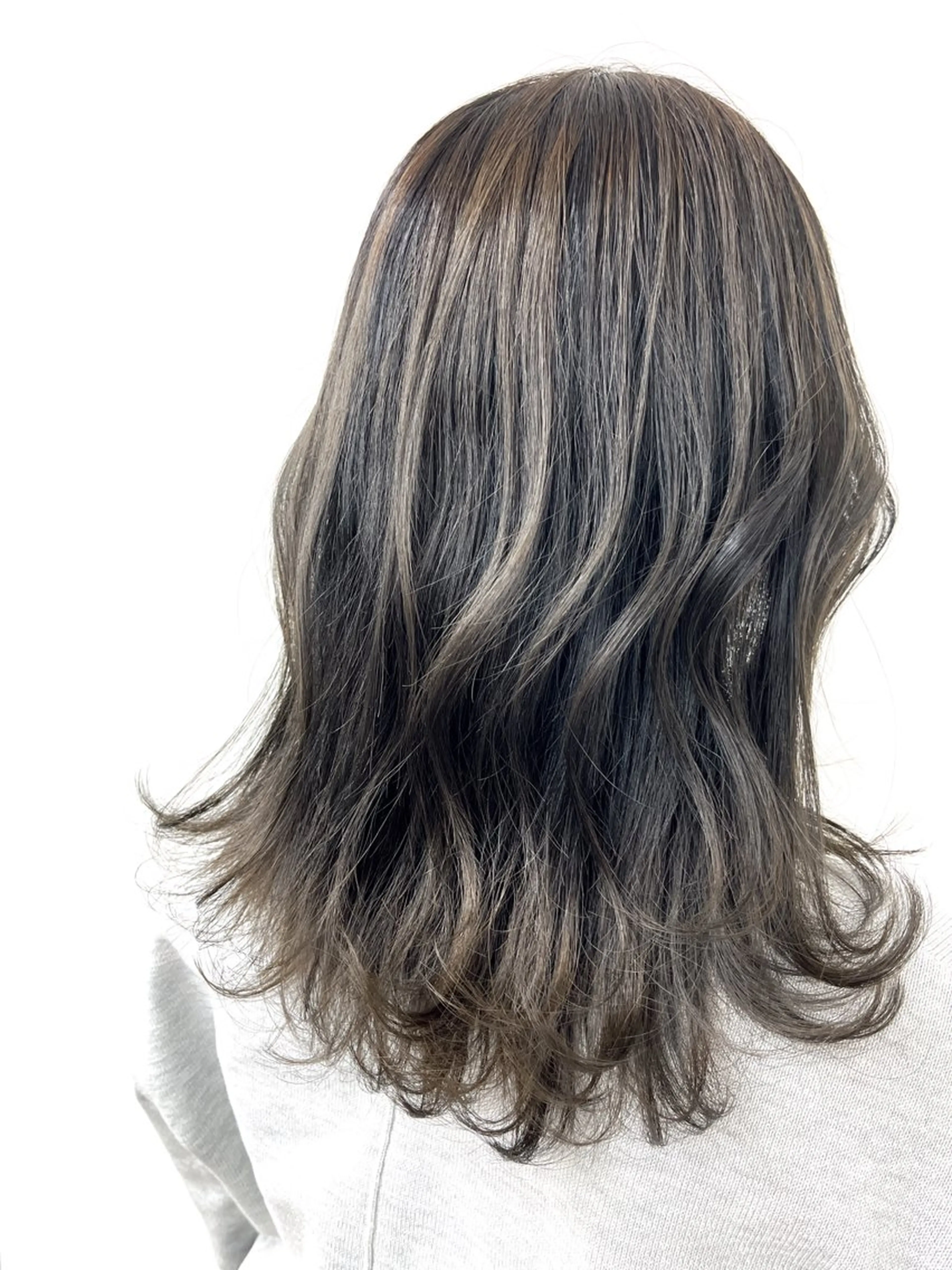 ミディアム 1%【横浜】 髪質改善&ケアカラーのヘアスタイル