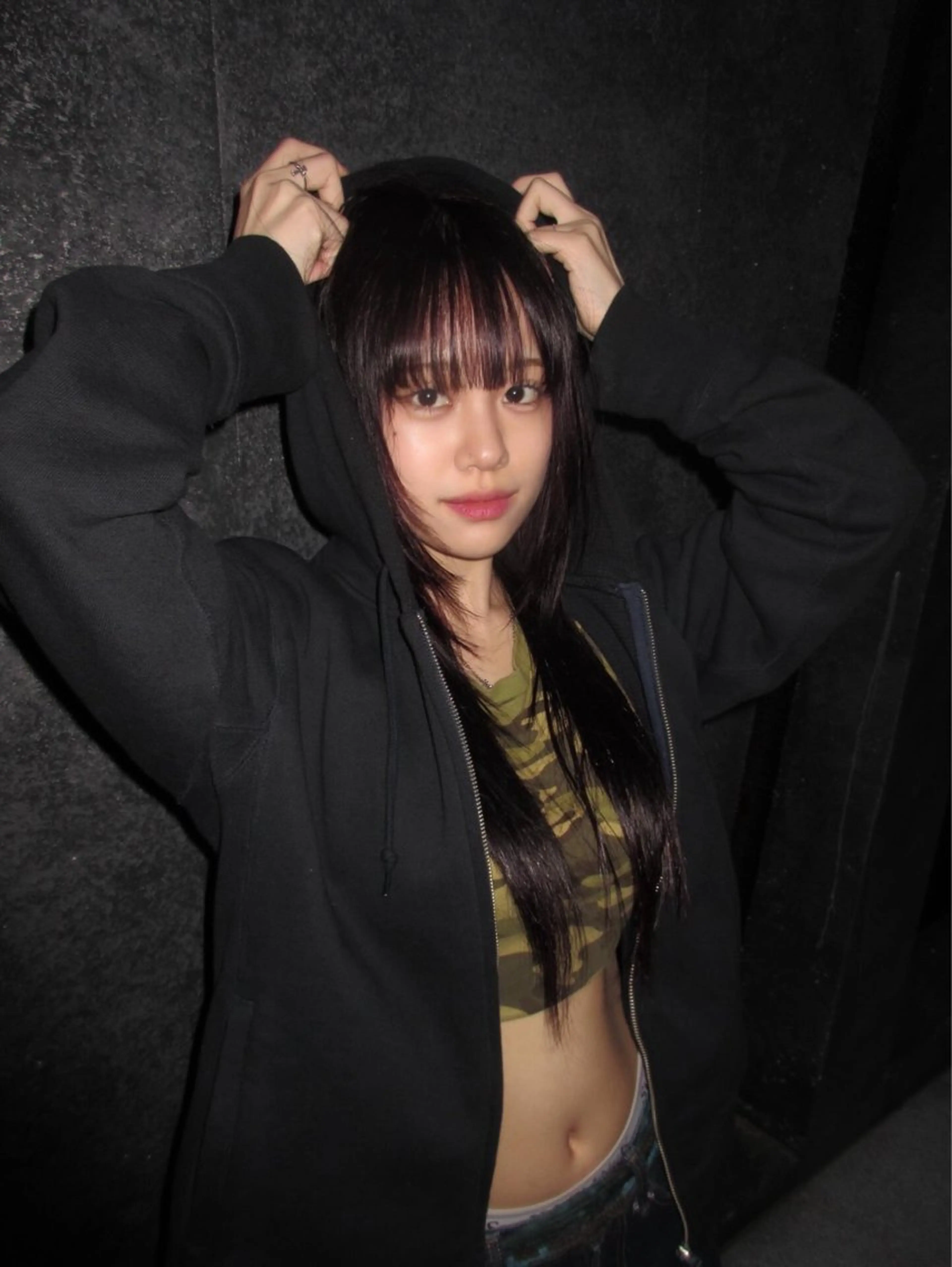 セミロング レイヤーカット ✴︎TO-MA✴︎ レッドカラー/透明感のヘアスタイル