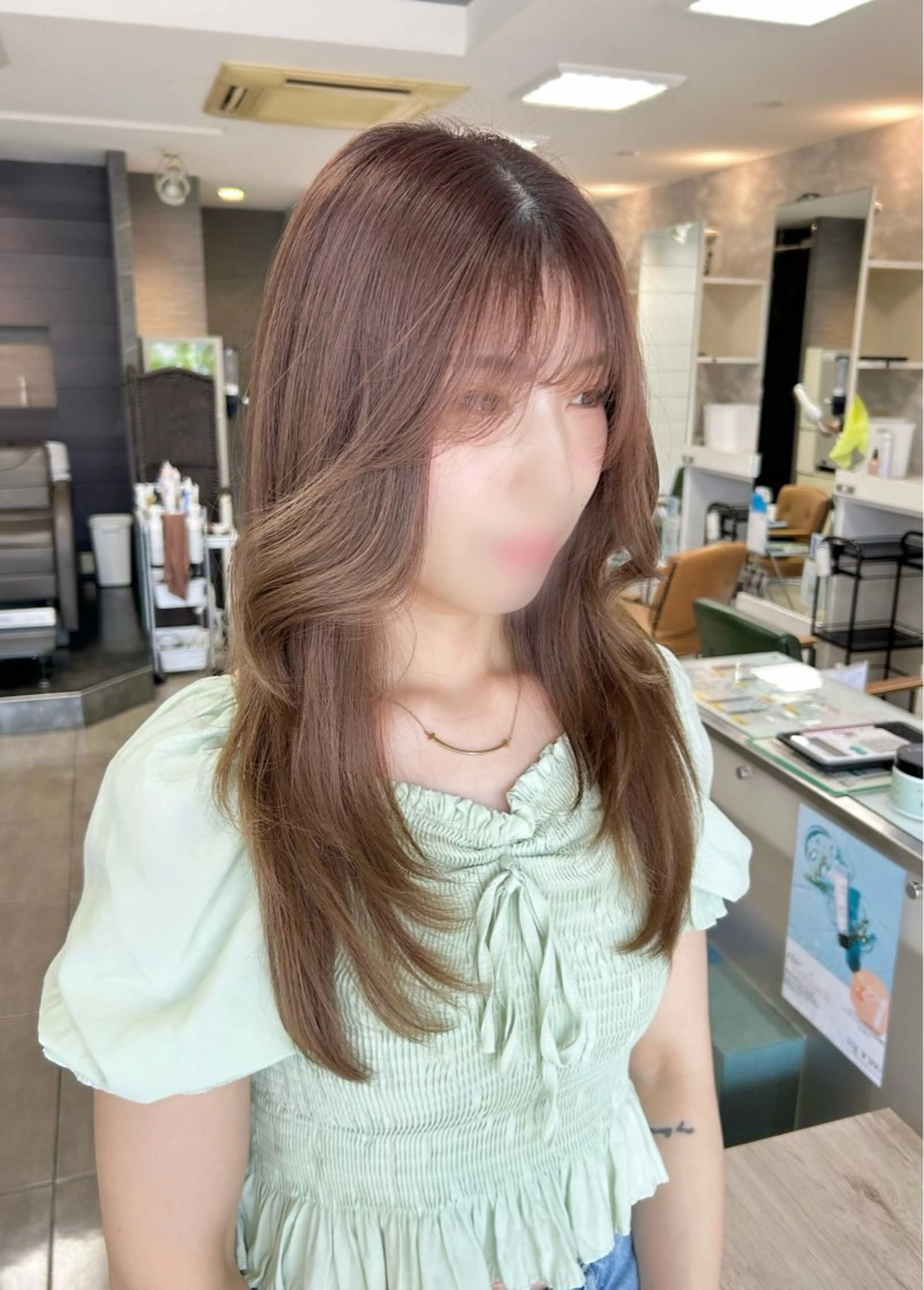 セミロング レイヤーカット カット ヘアカラー 🫧艶髪カラー🫧 森本くるみのヘアスタイル