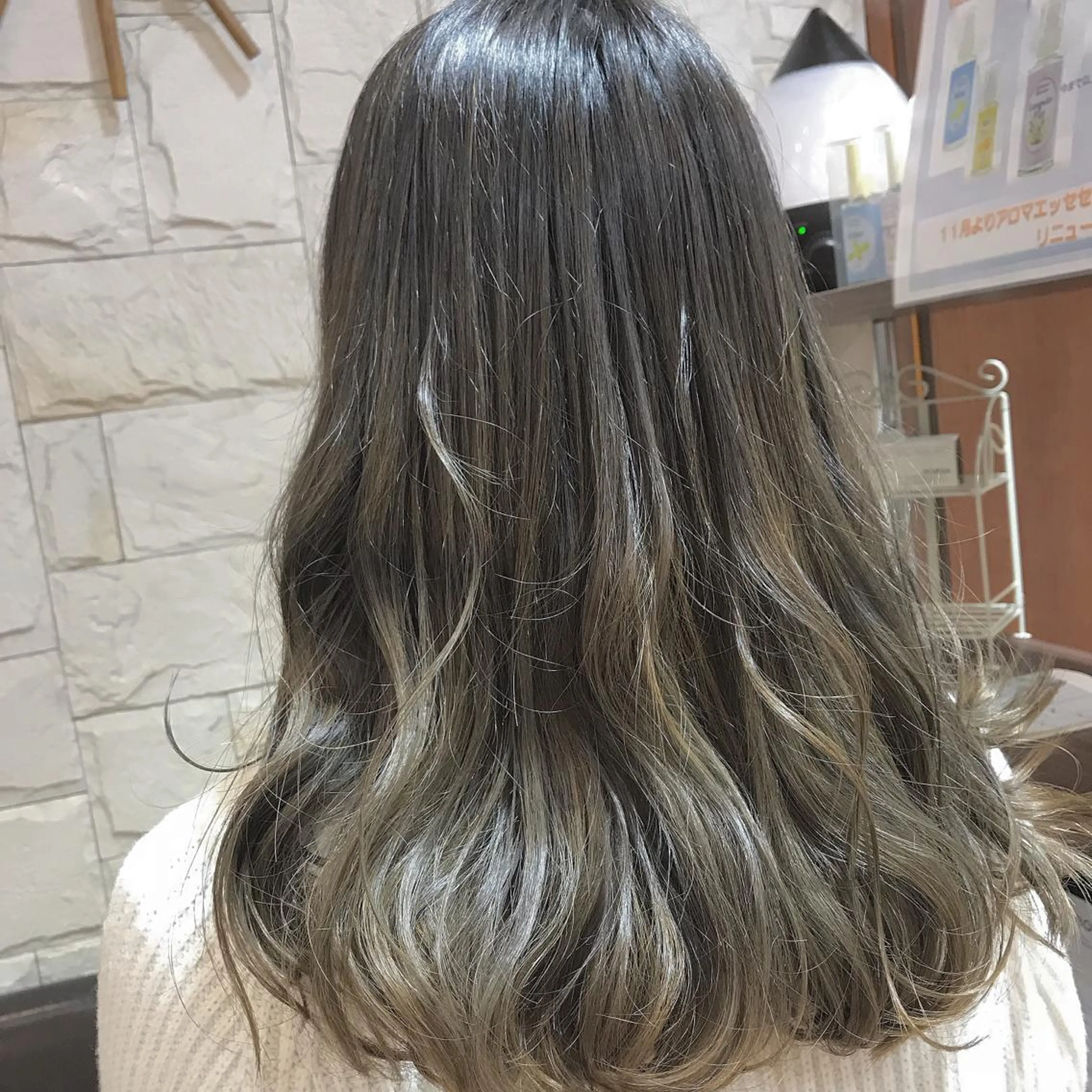 ロング カラー Lall  You 大阪所属・🥛洒落髪小顔cut なら龍崎🥛のヘアスタイル