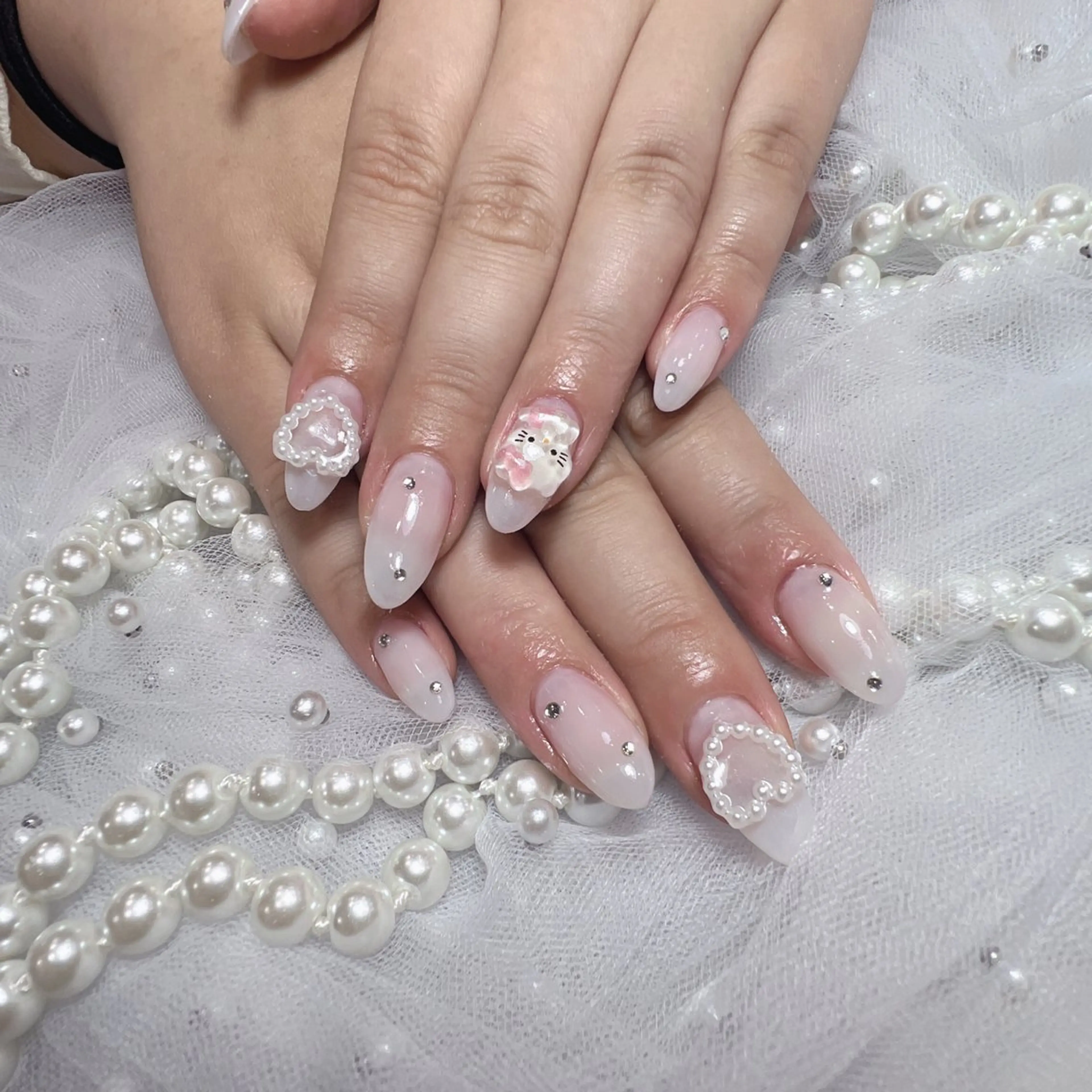 ネイル アートネイル フラッシュネイル フレンチネイル ジェルネイル ガラスフレンチ You&Me Yukiのネイルデザイン