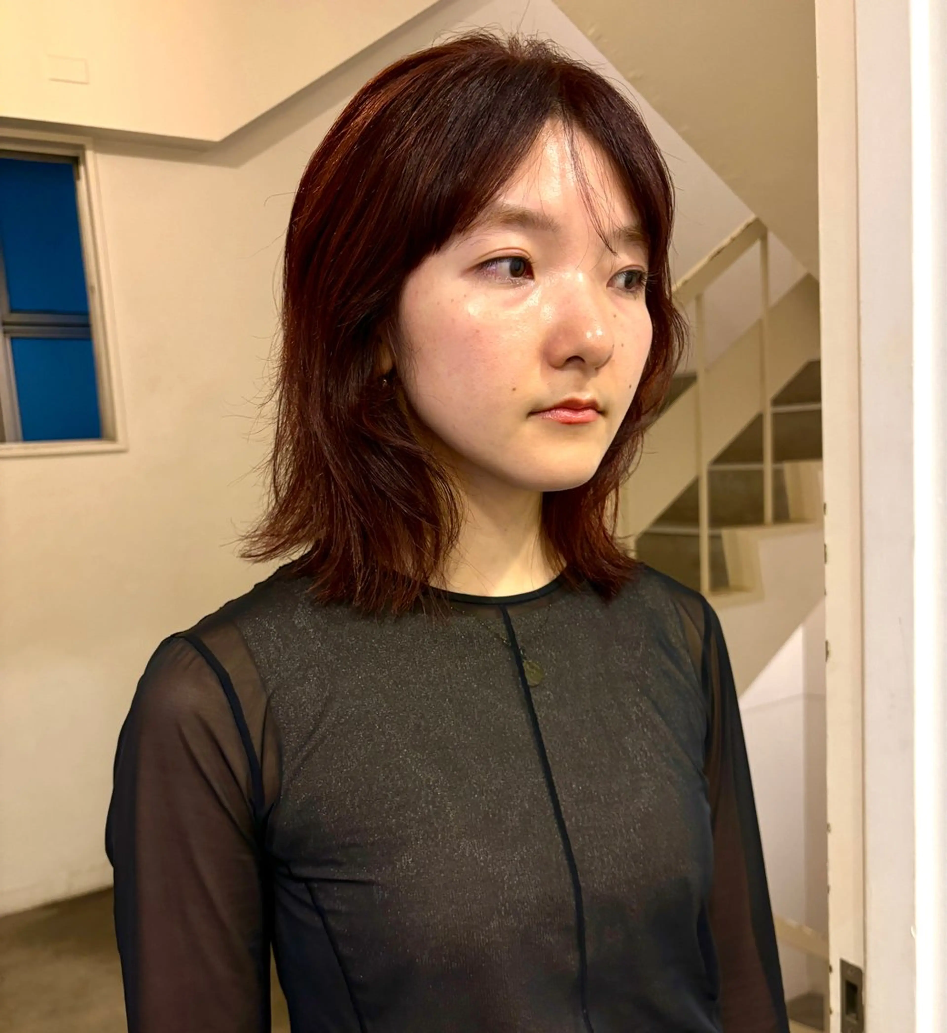 ミディアム カラー ブリーチ ダブルカラー ブリーチなしカラー レイヤーカット カット ヘアカラー トリートメント やまもと さえのヘアスタイル