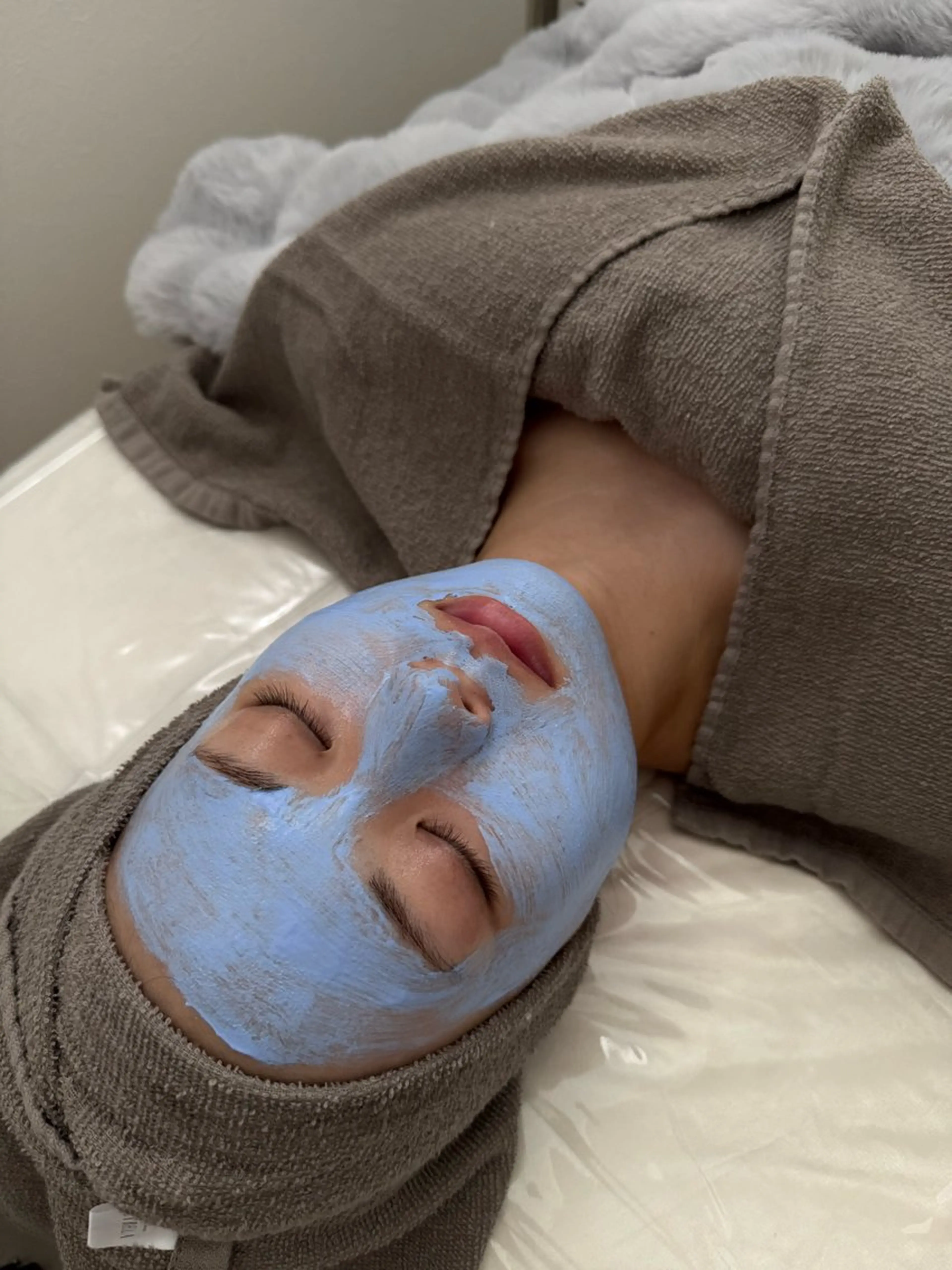 エステ RAY LOW (レイロウ)北浜のエステ・リラクイメージ