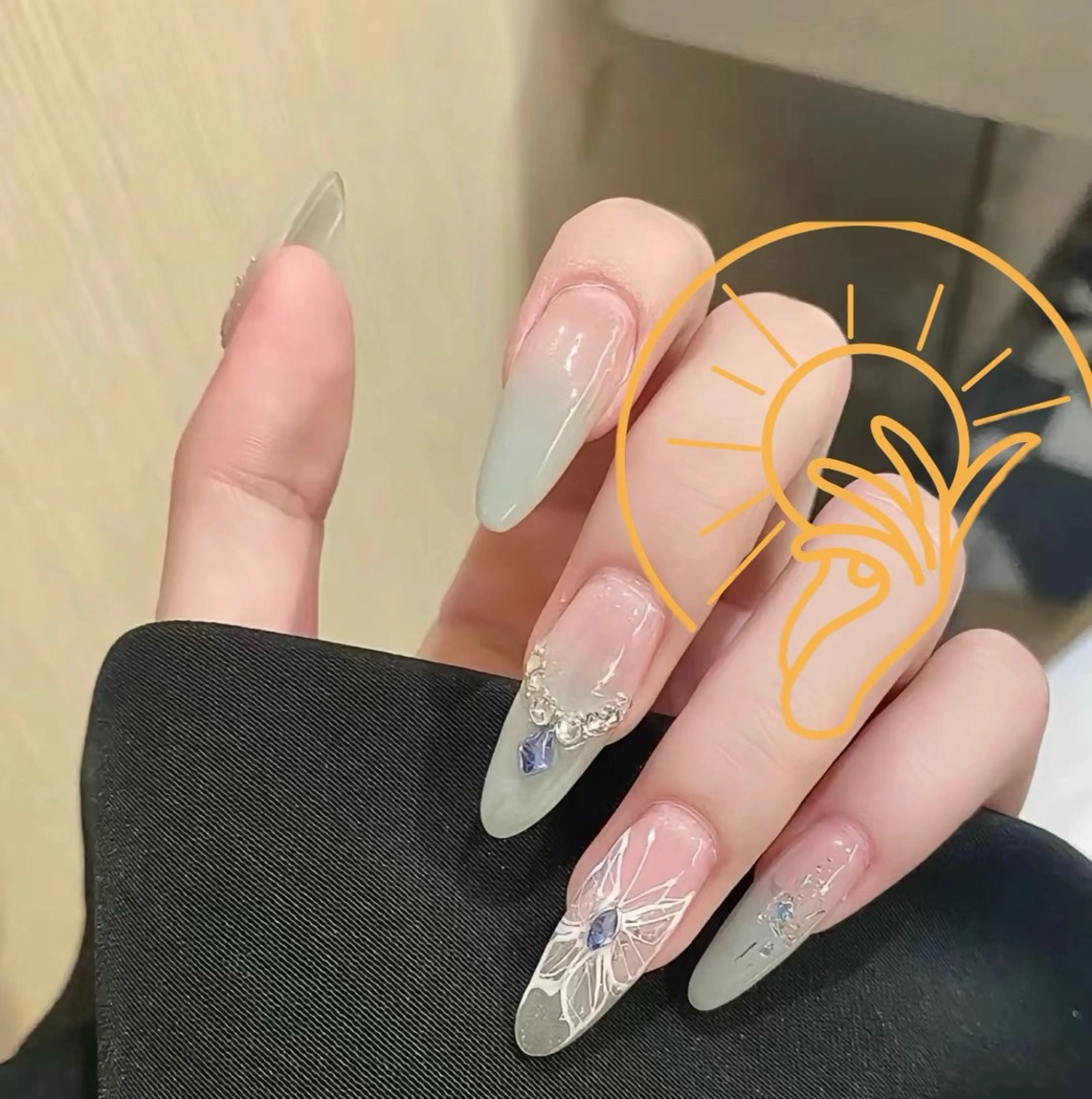 ネイル チークネイル 長さ出し フラワーネイル フレンチネイル ガーリー SunNail池袋駅 ワンホンネイルのネイルデザイン