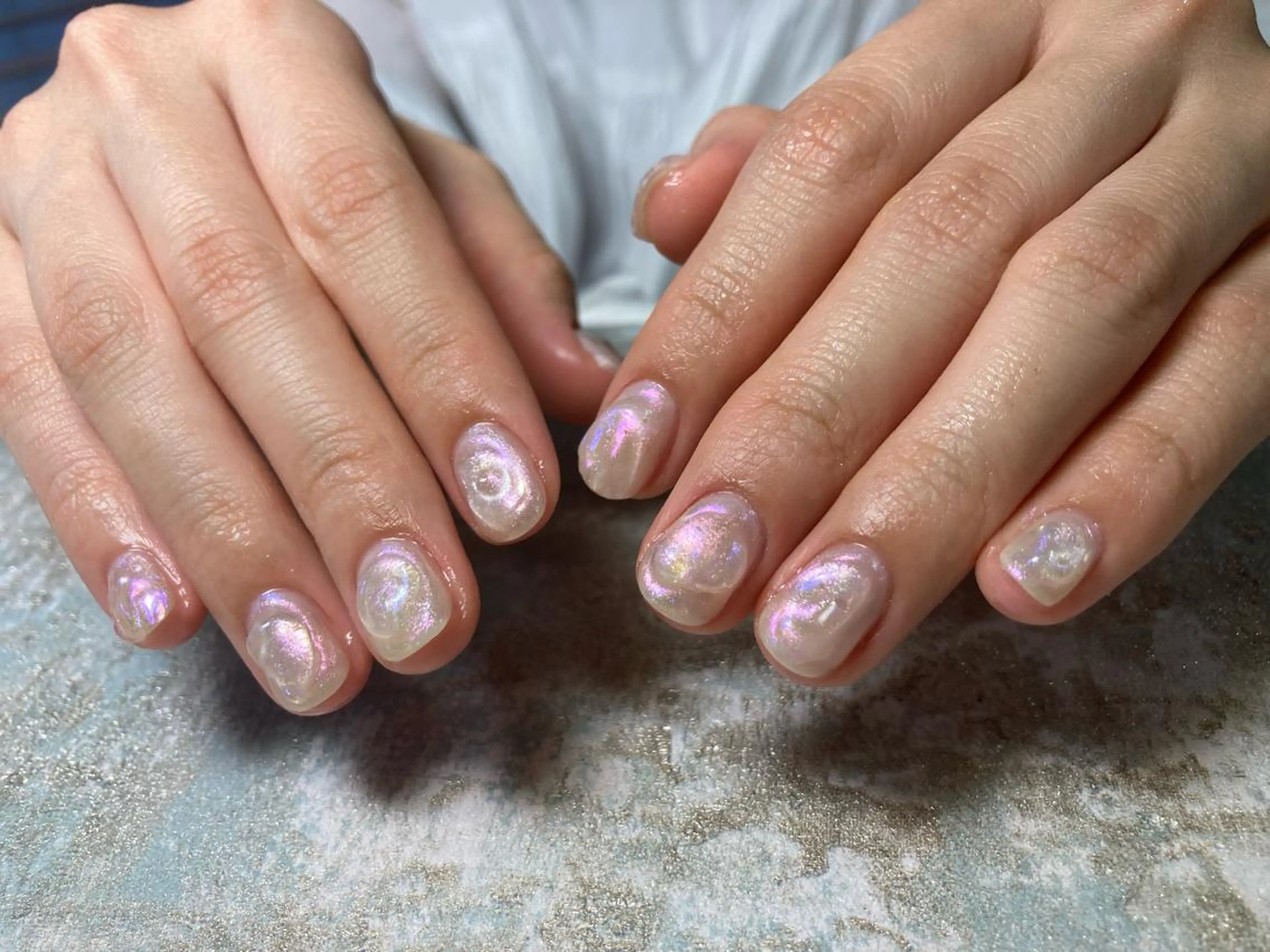 ネイル オーロラネイル ぷっくりネイル otsurunail (オツルネイル)のネイルデザイン