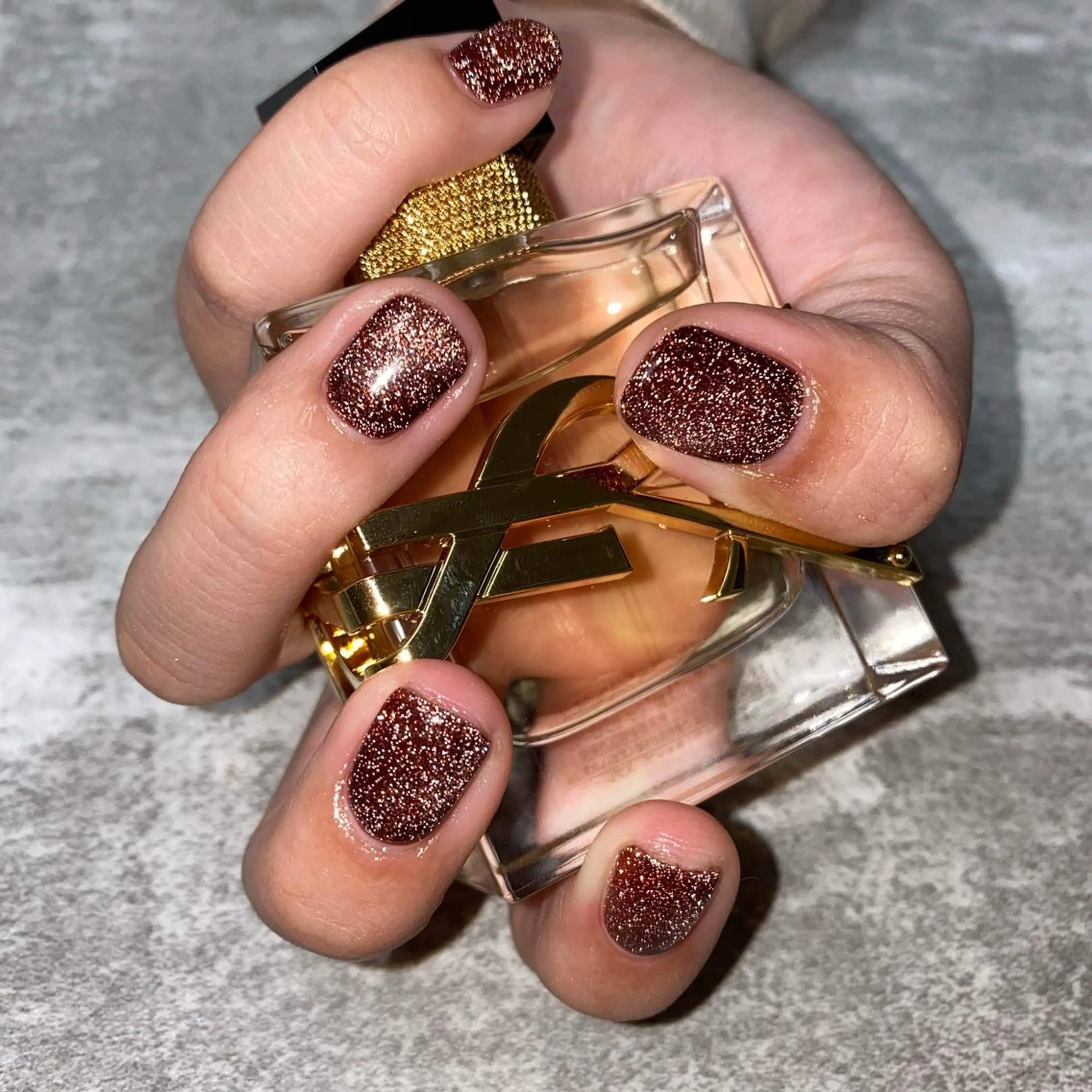 ネイル フラッシュネイル マグネットネイル ワンカラーネイル ワンホンネイル ハンドネイル yuki nail...のネイルデザイン