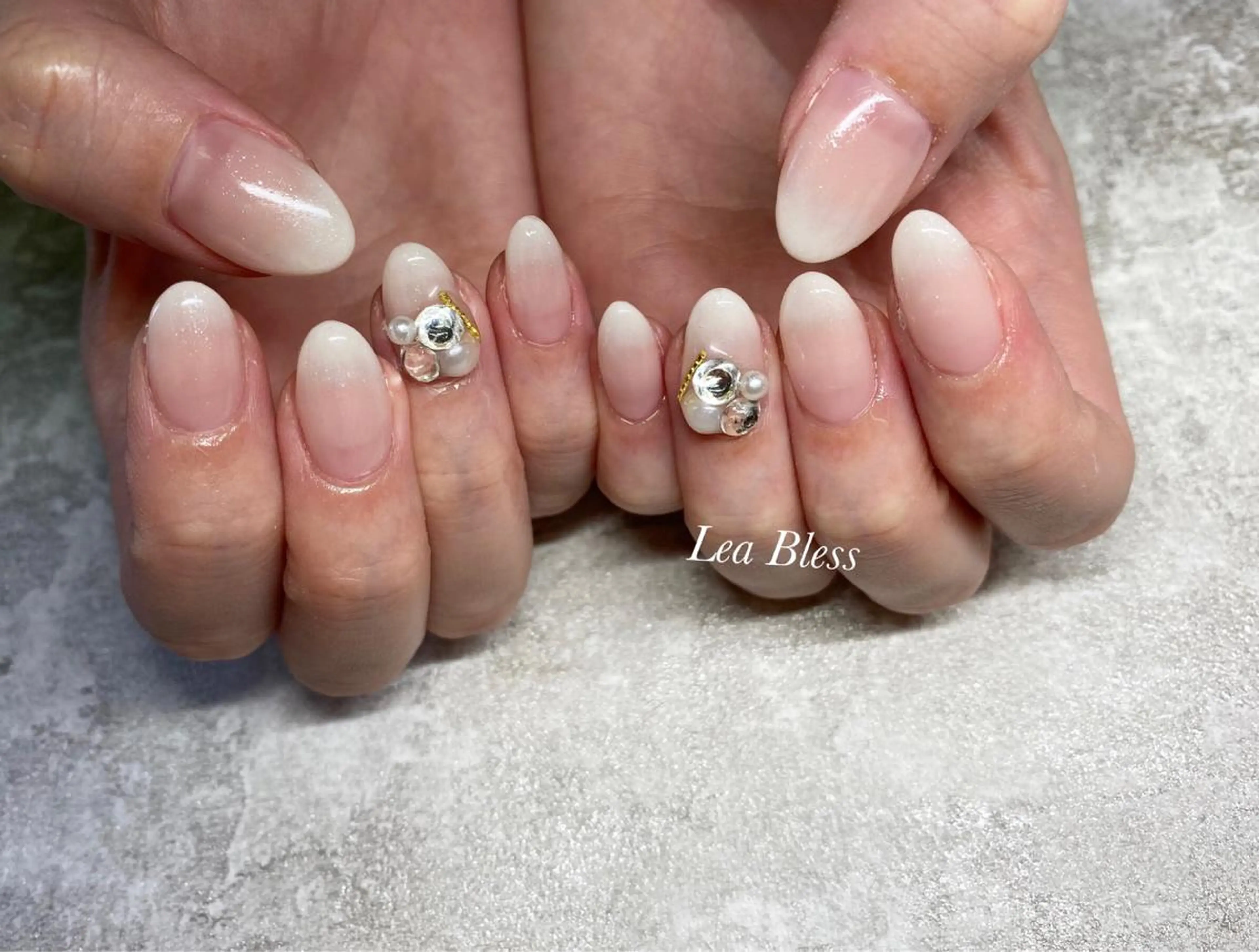ネイル ハンドネイル Lea Bless 河原町のネイルデザイン