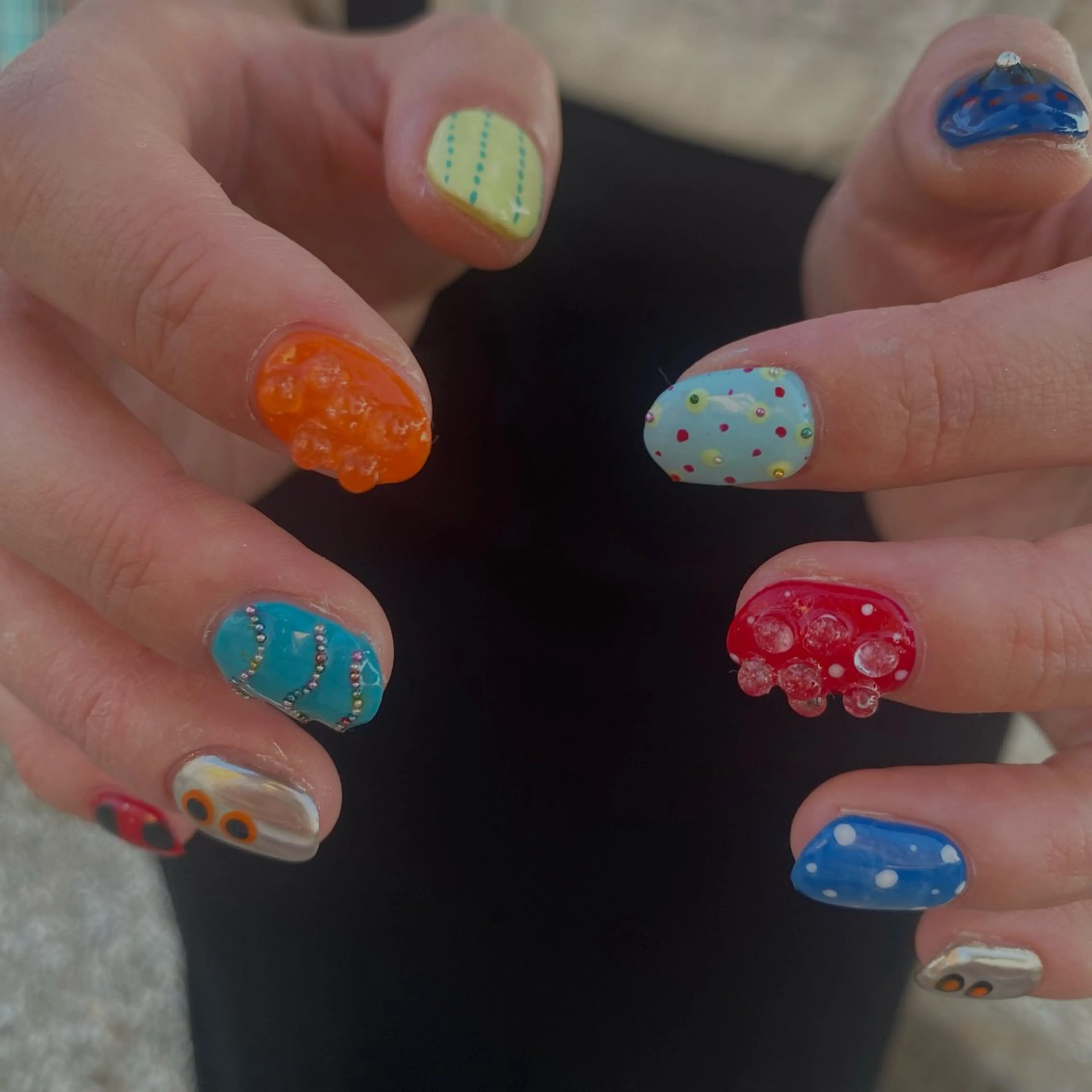 ネイル ハンドネイル 爪塗屋 さんのネイルデザイン